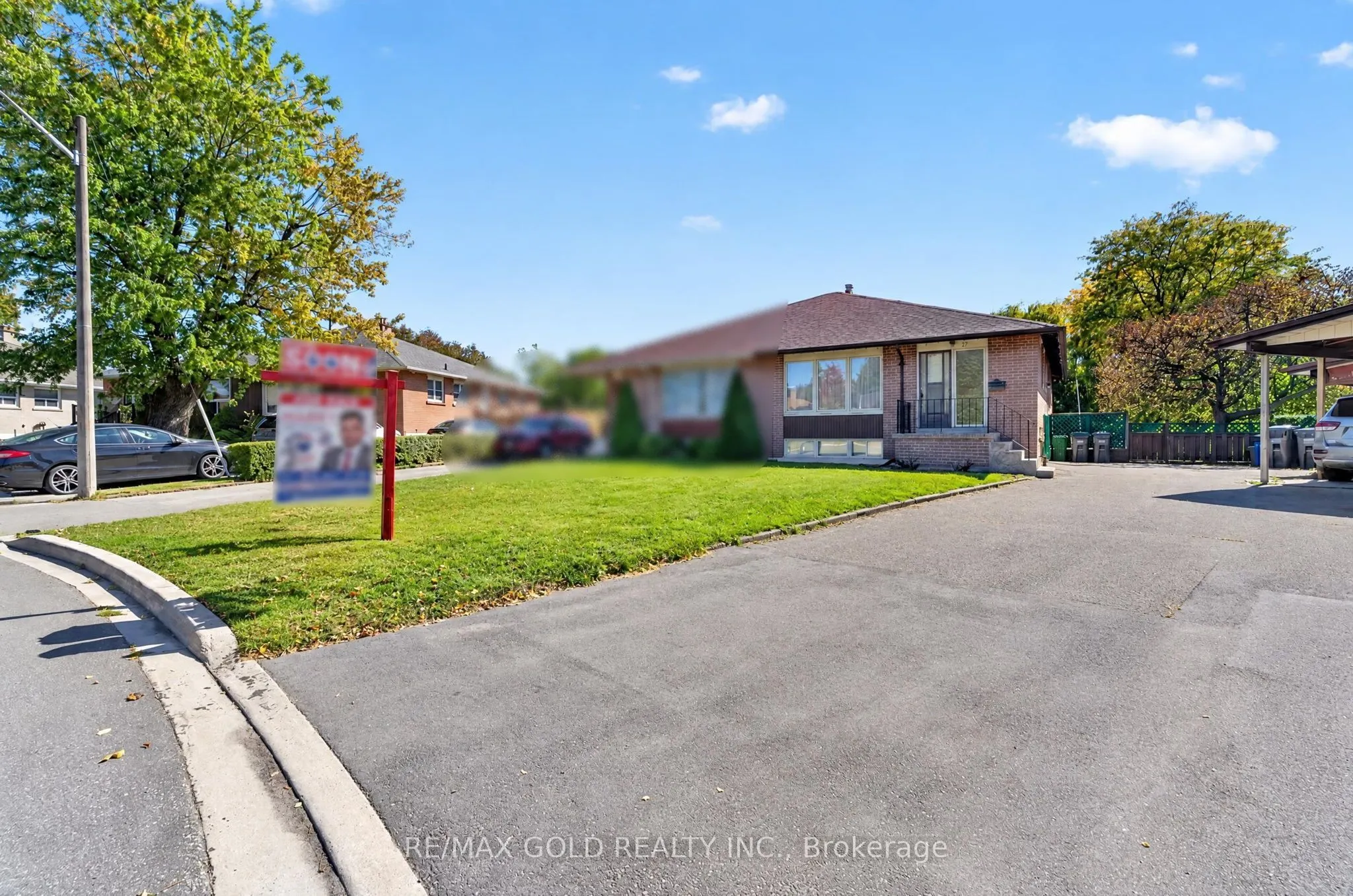 27 Alderbury Crescent