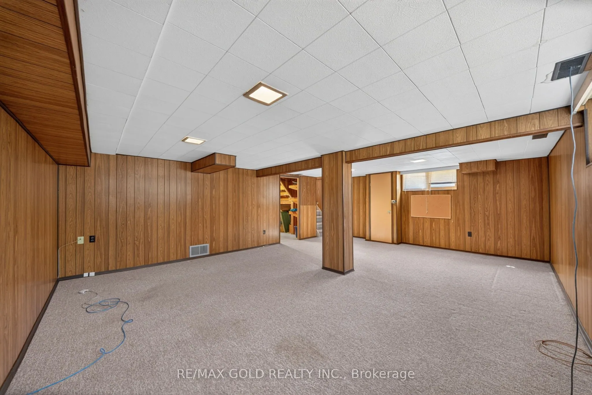 27 Alderbury Crescent