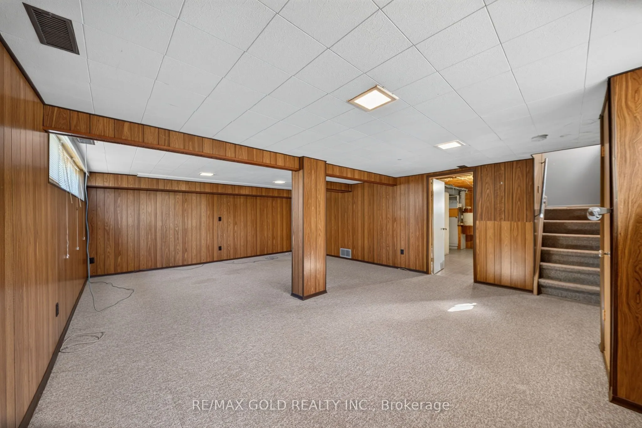 27 Alderbury Crescent