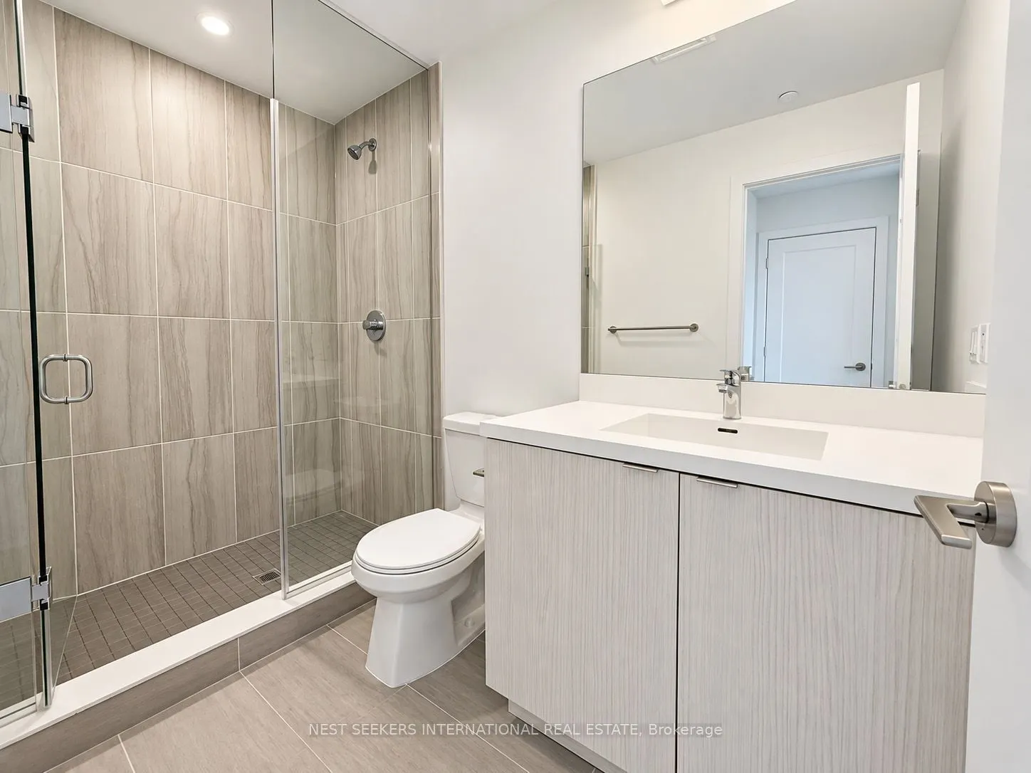 10 Eva Road #207