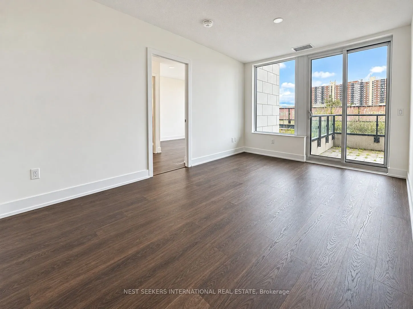 10 Eva Road #207