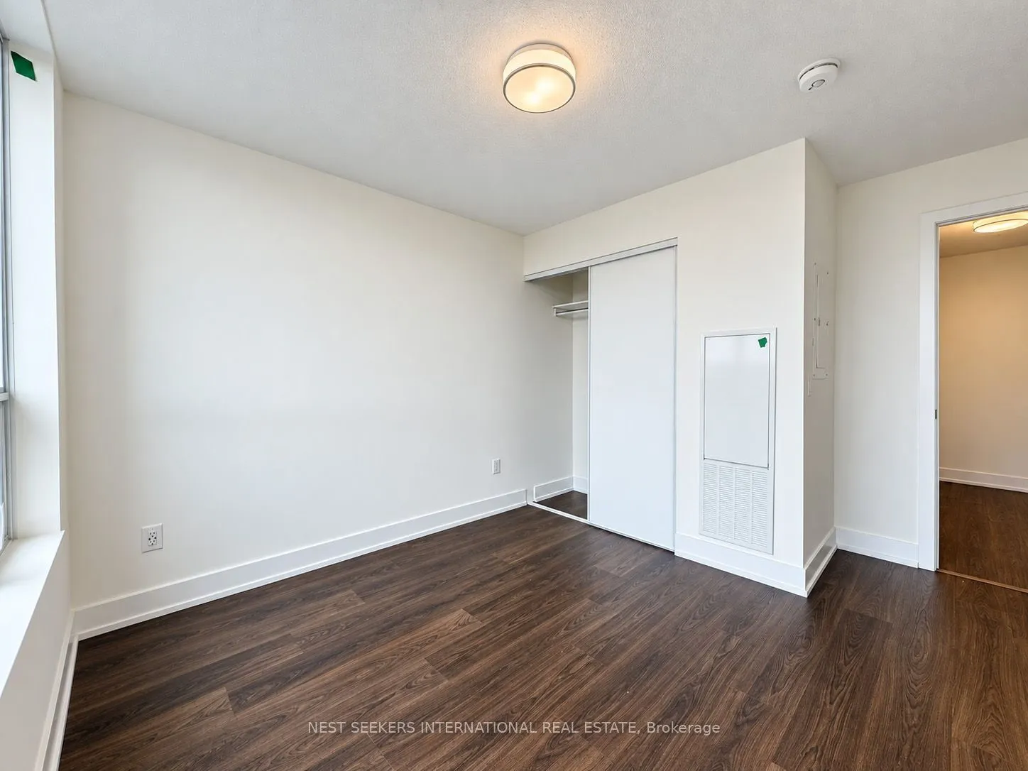 10 Eva Road #207