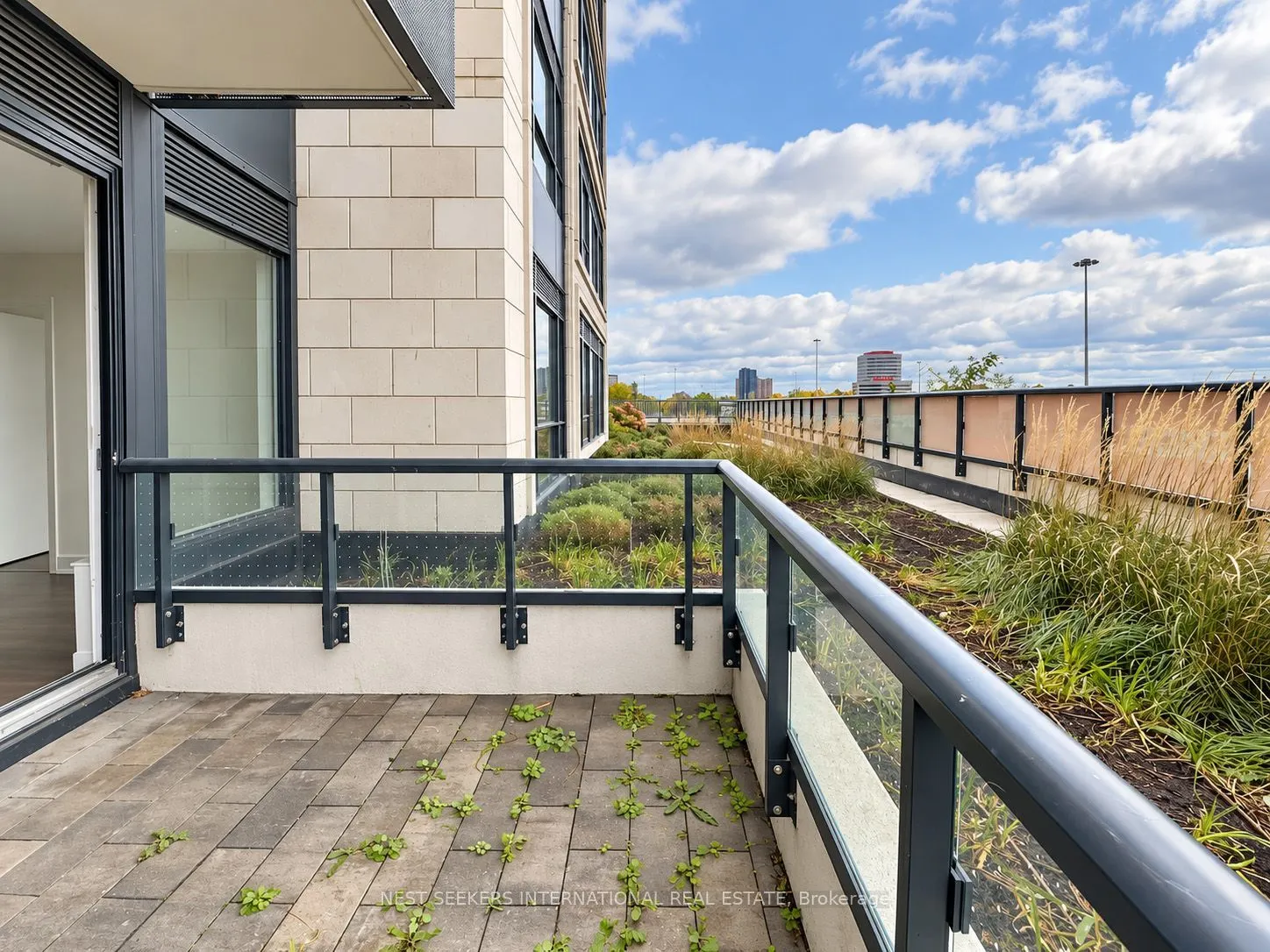 10 Eva Road #207