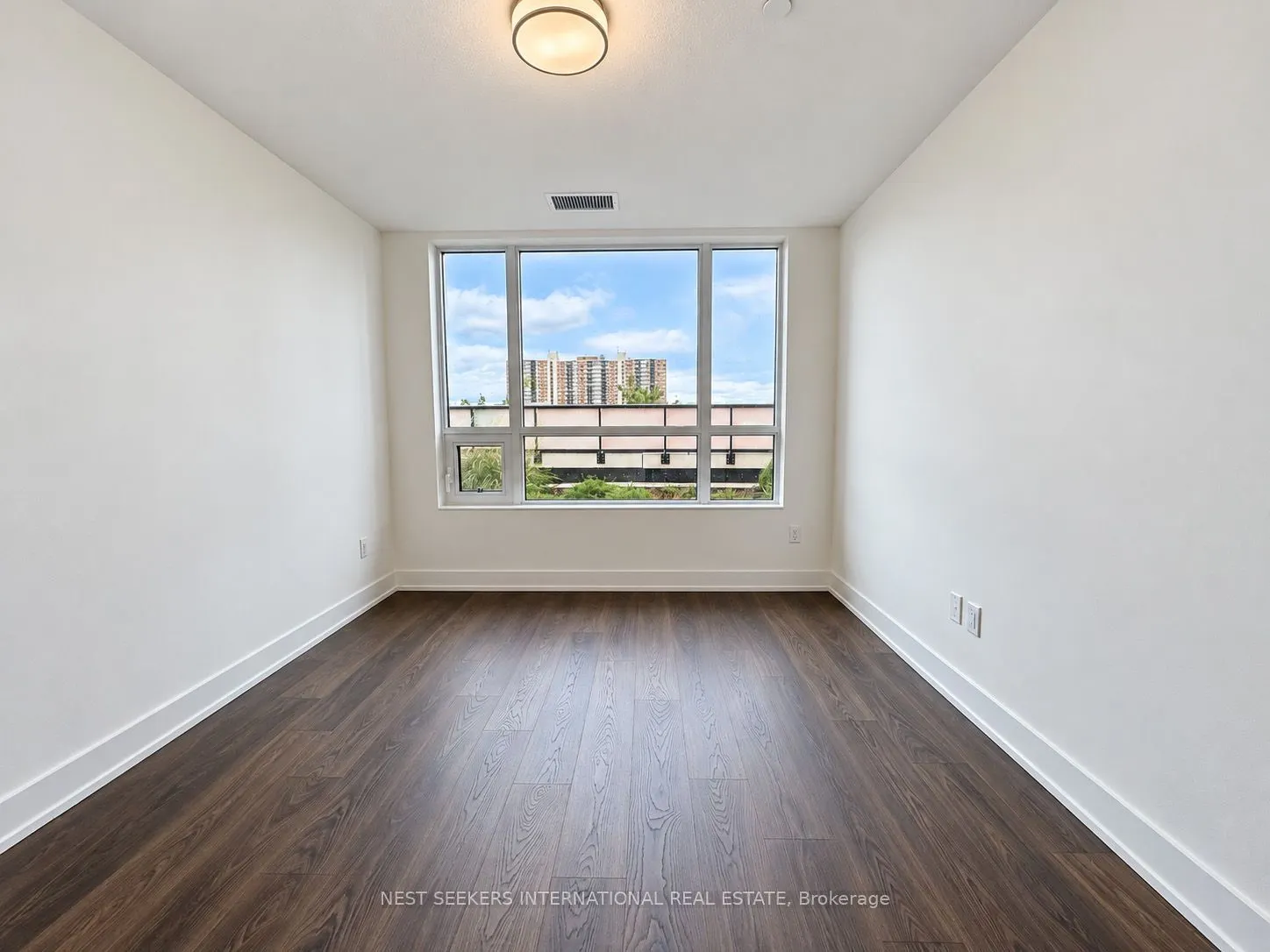 10 Eva Road #207