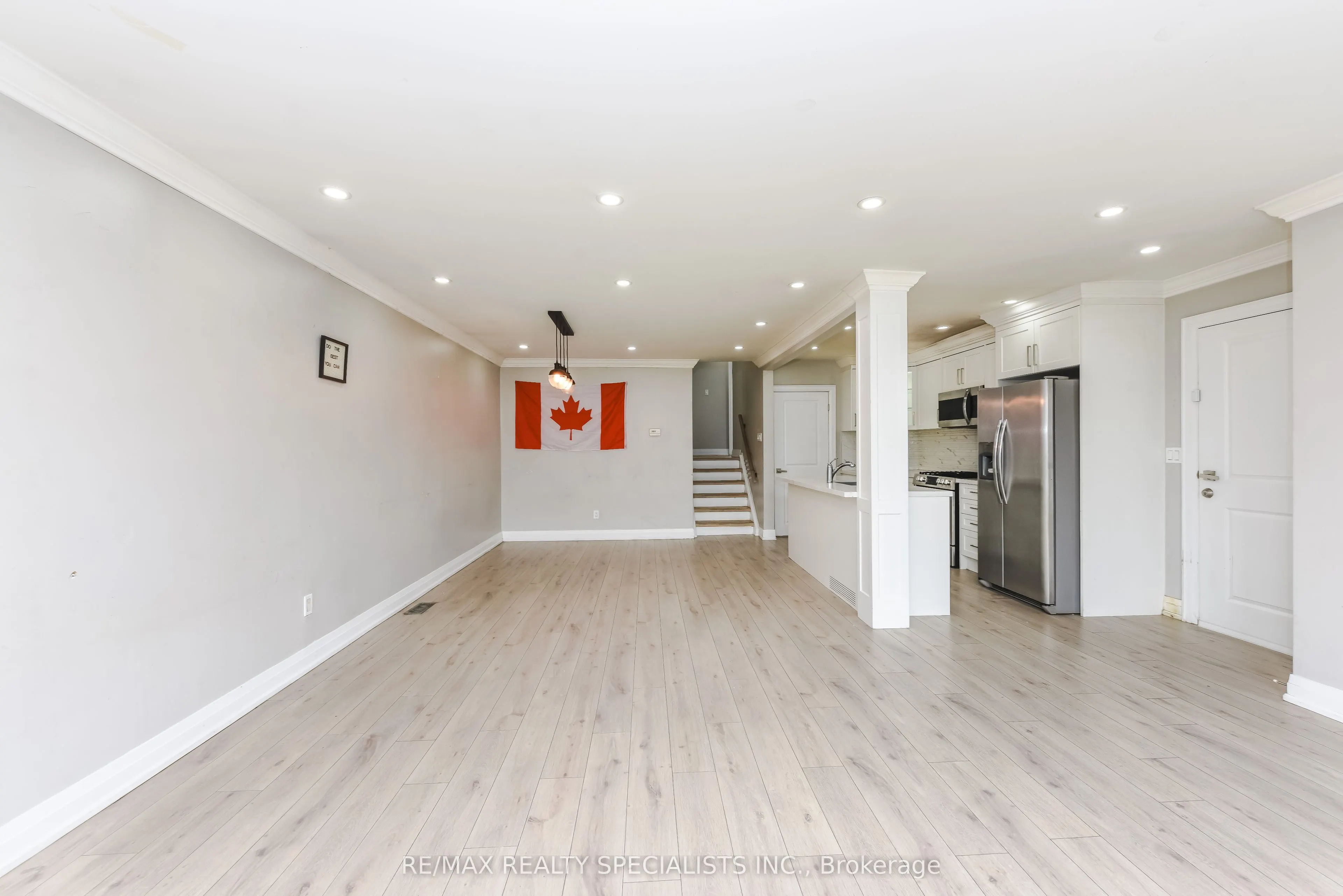 137 Avondale Boulevard #Upper Portion