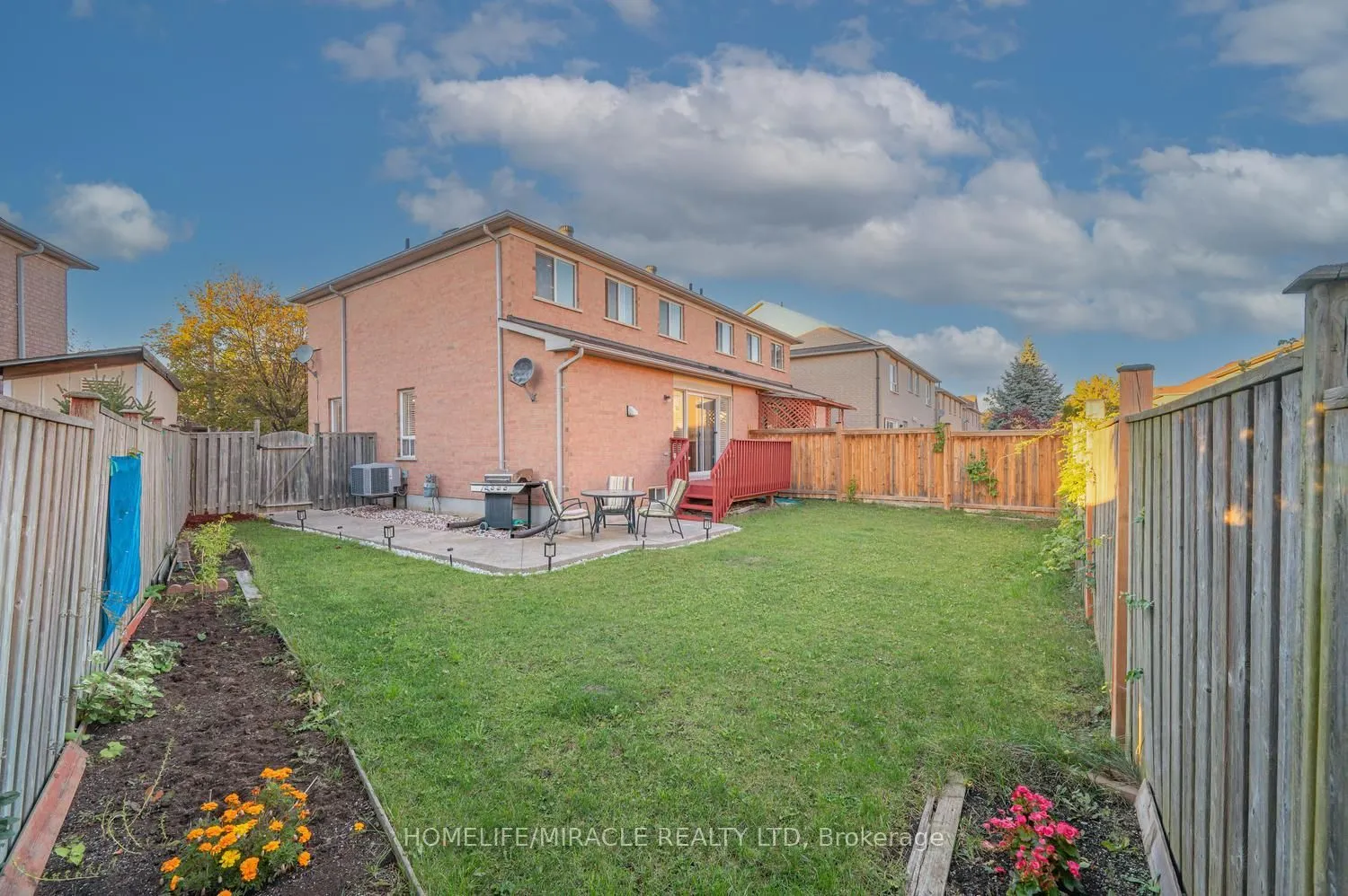 54 Starhill Crescent