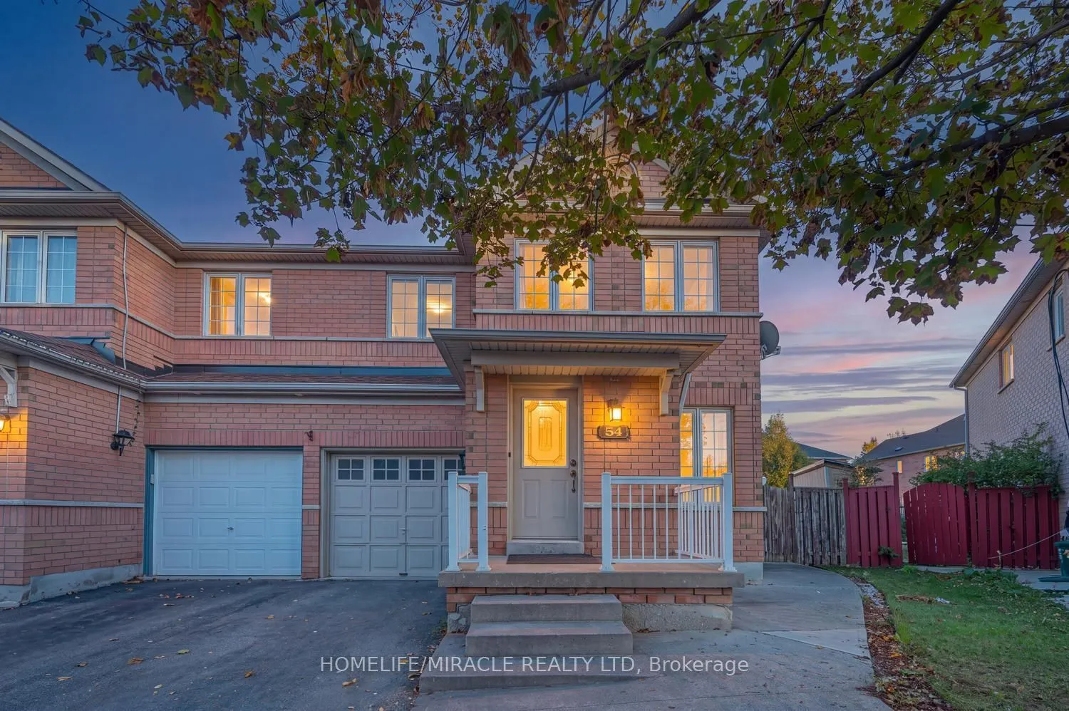 54 Starhill Crescent