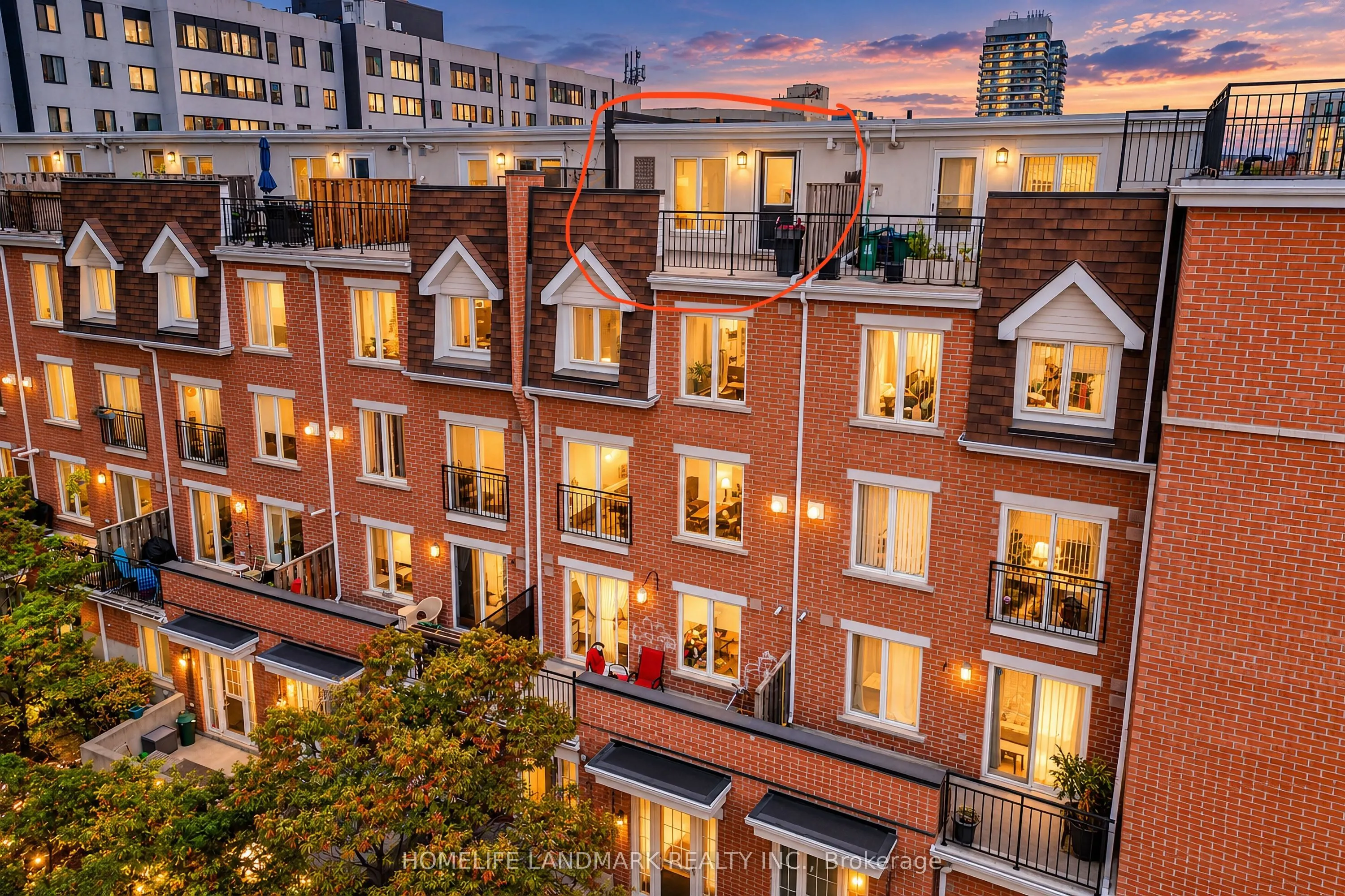 10 Laidlaw Street #714