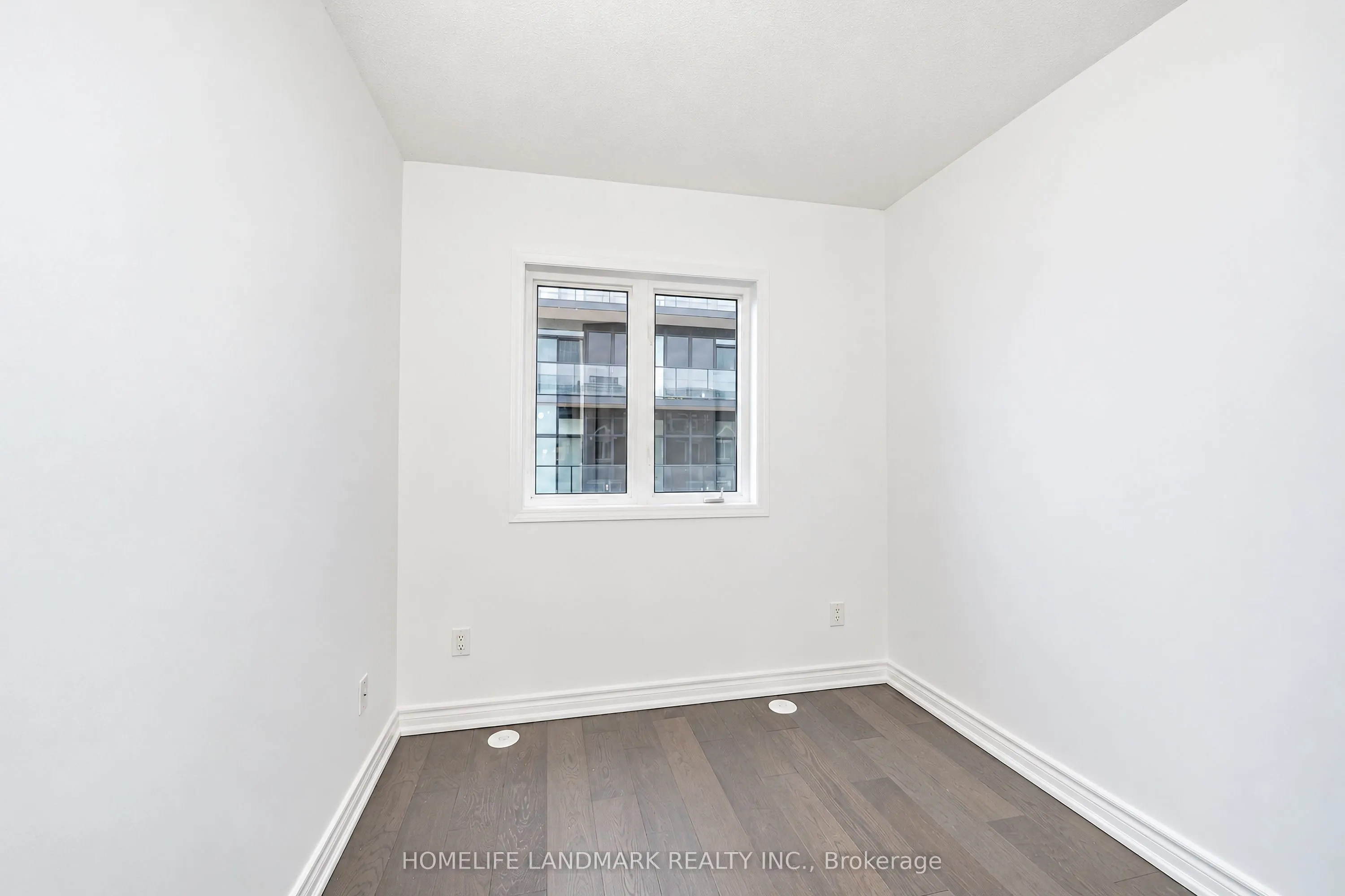 10 Laidlaw Street #714
