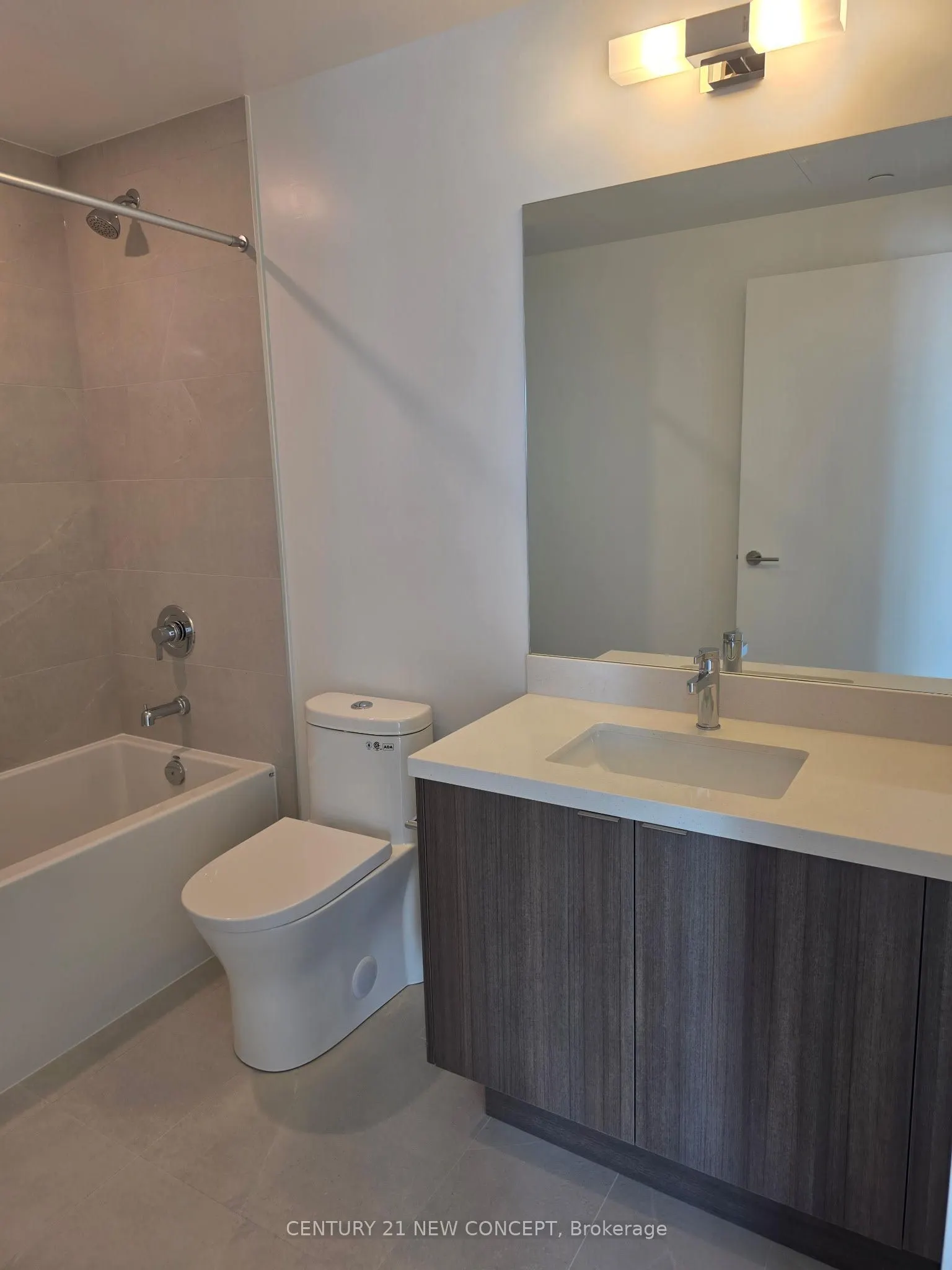 2450 Bloor Street W #314