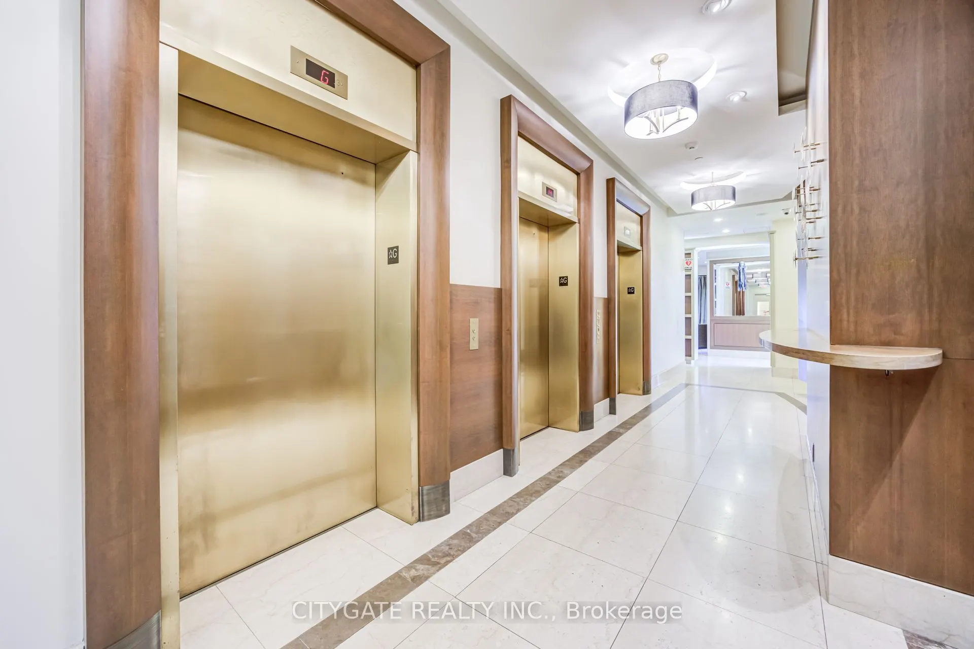 100 John Street #809