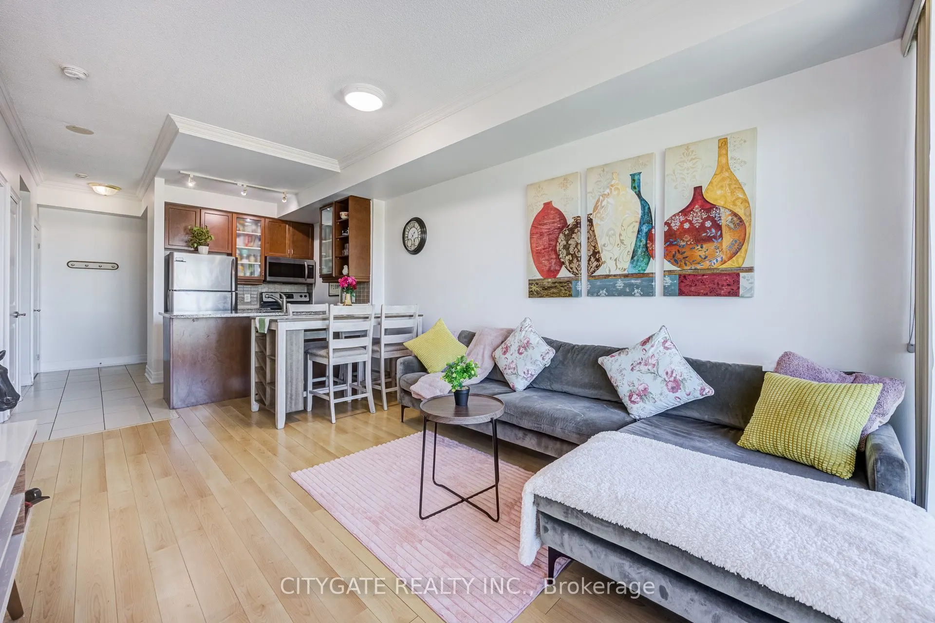 100 John Street #809