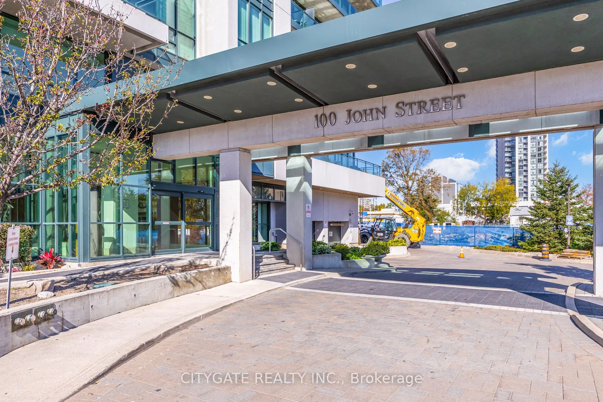100 John Street #809