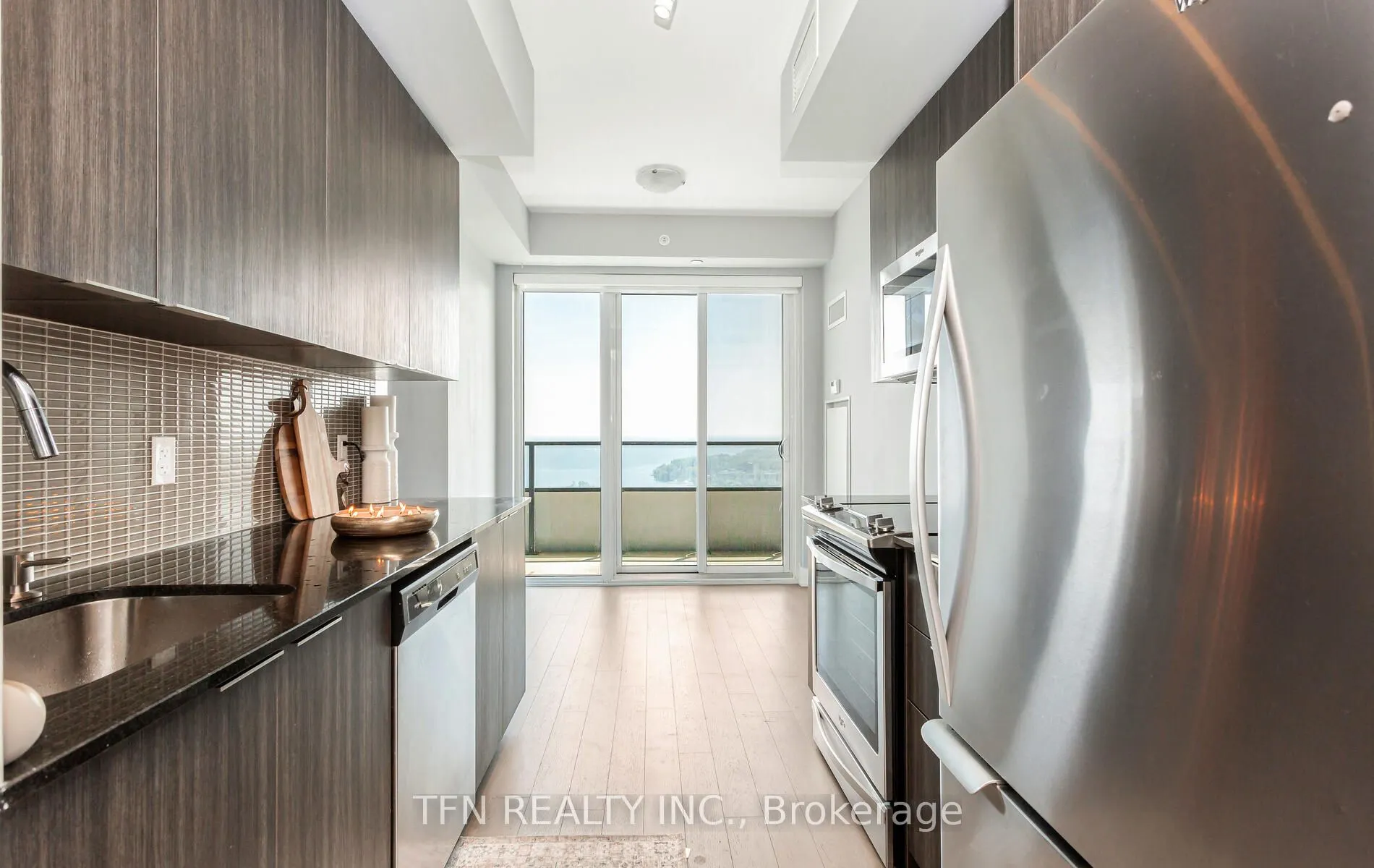 20 Shore Breeze Drive #3510