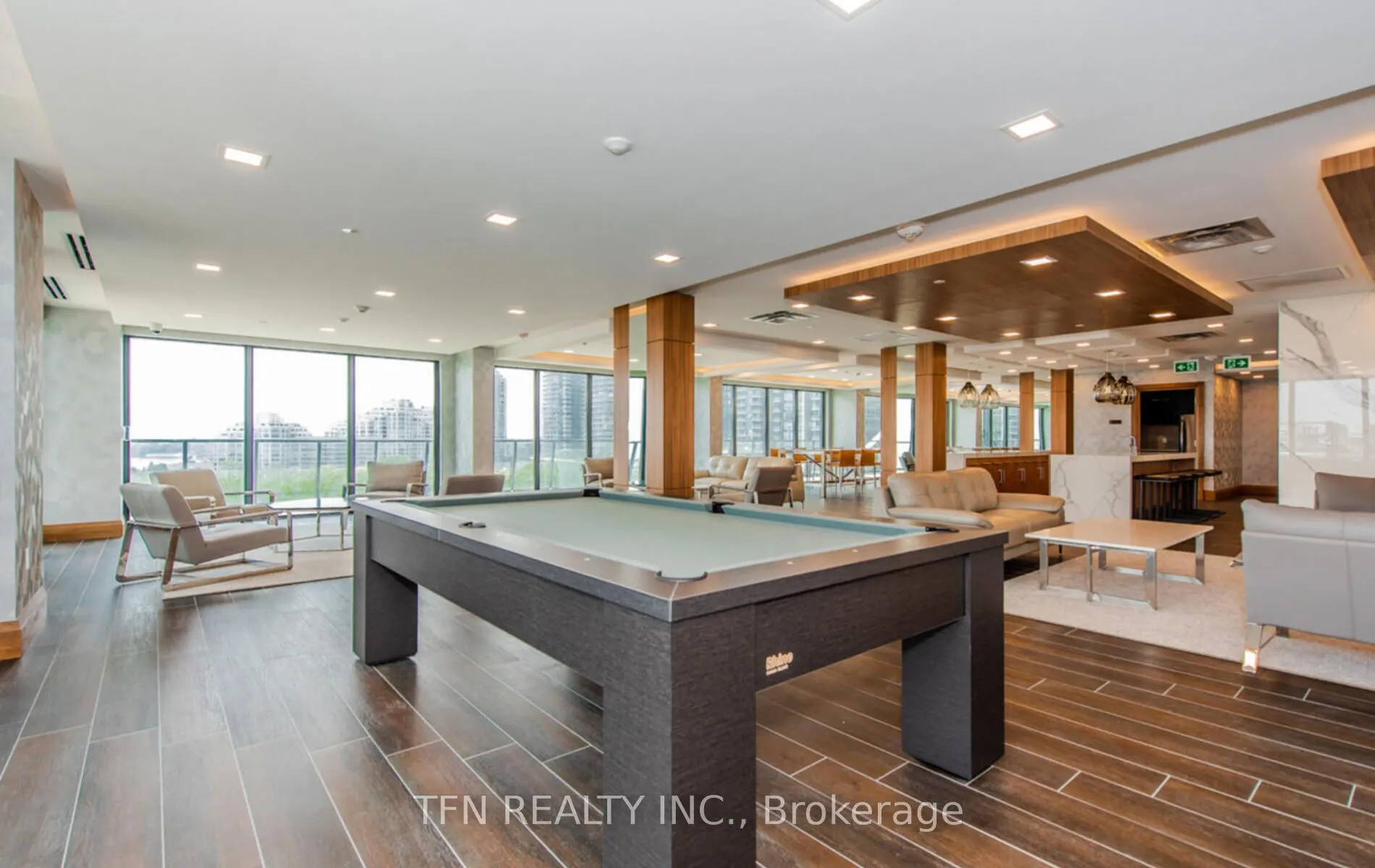20 Shore Breeze Drive #3510