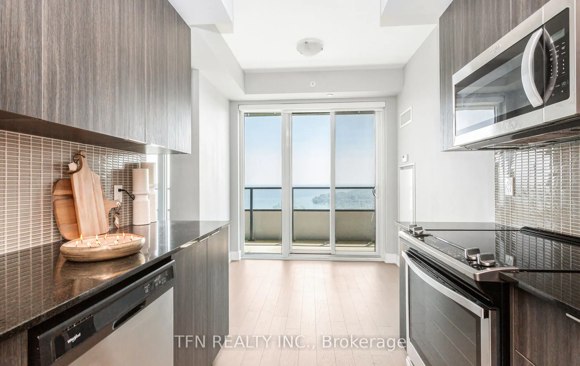 20 Shore Breeze Drive #3510