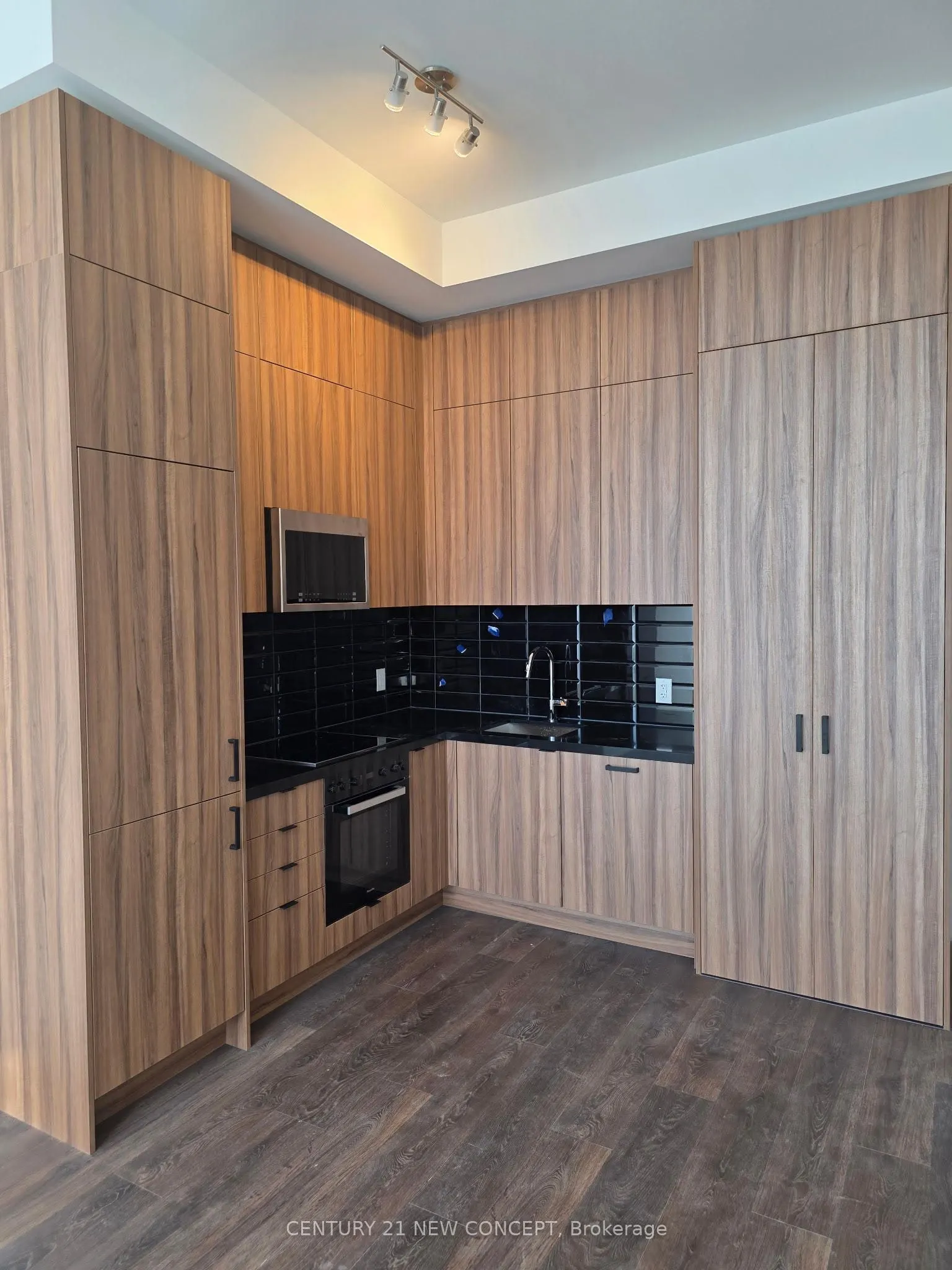 2450 Bloor Street W #215