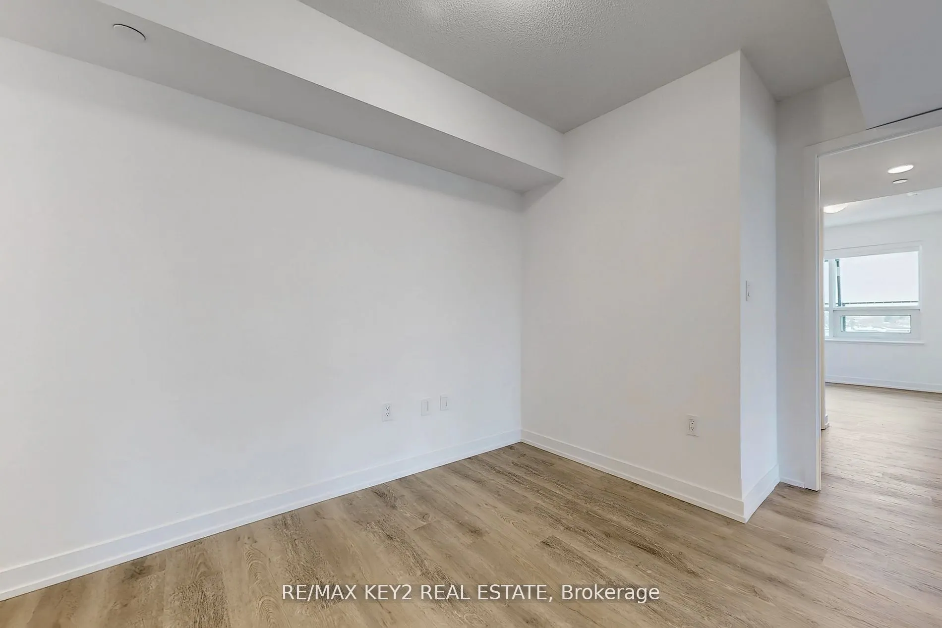 556 Marlee Avenue #425