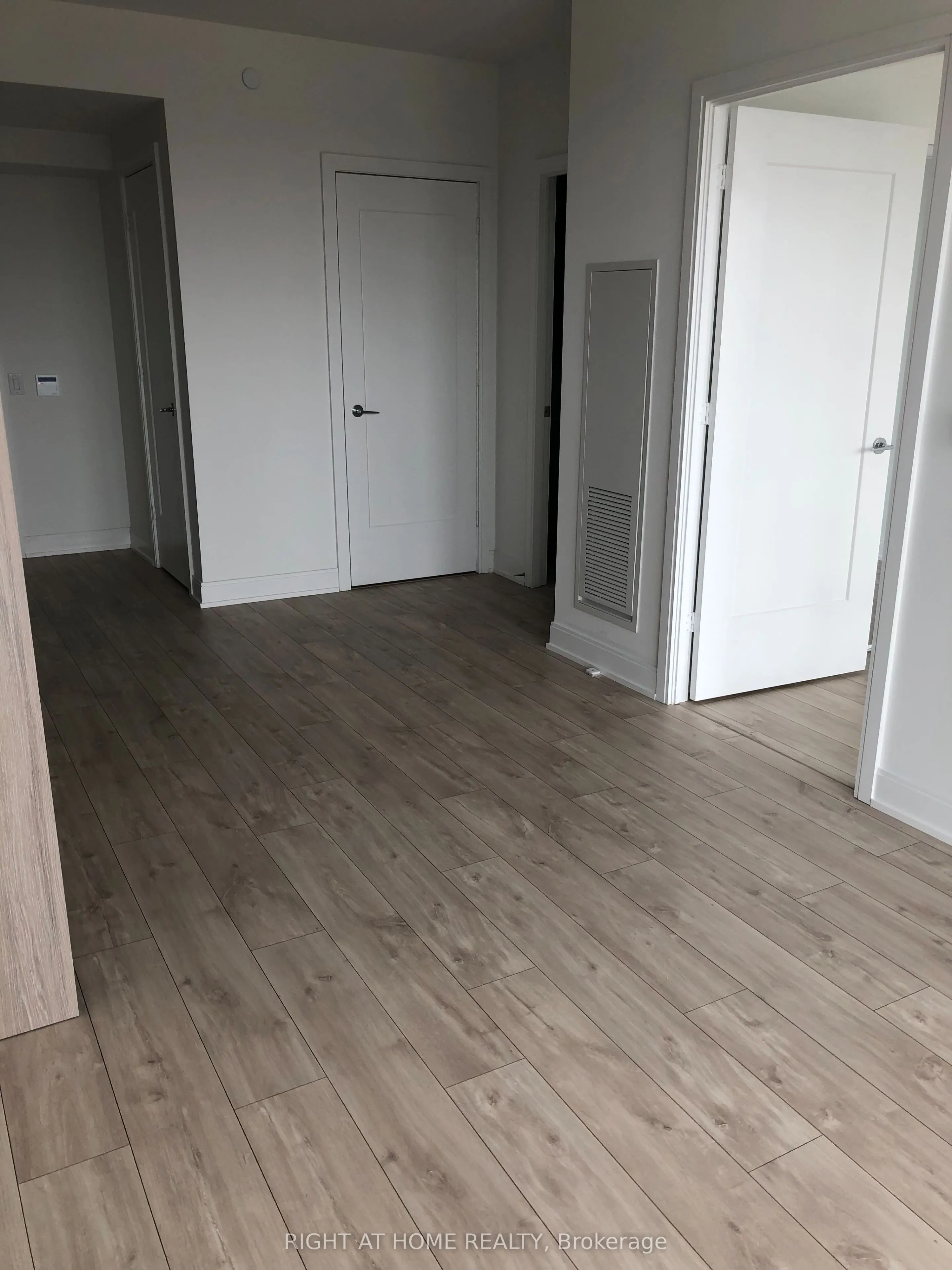 70 ANNIE CRAIG Drive #3201