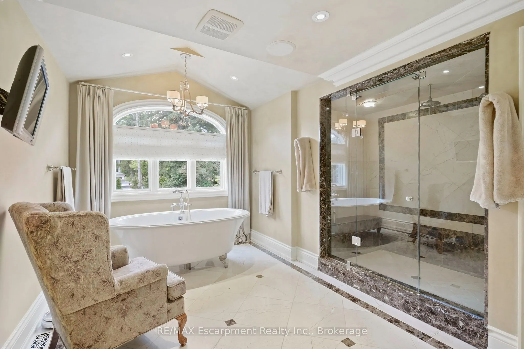 254 Donessle Drive