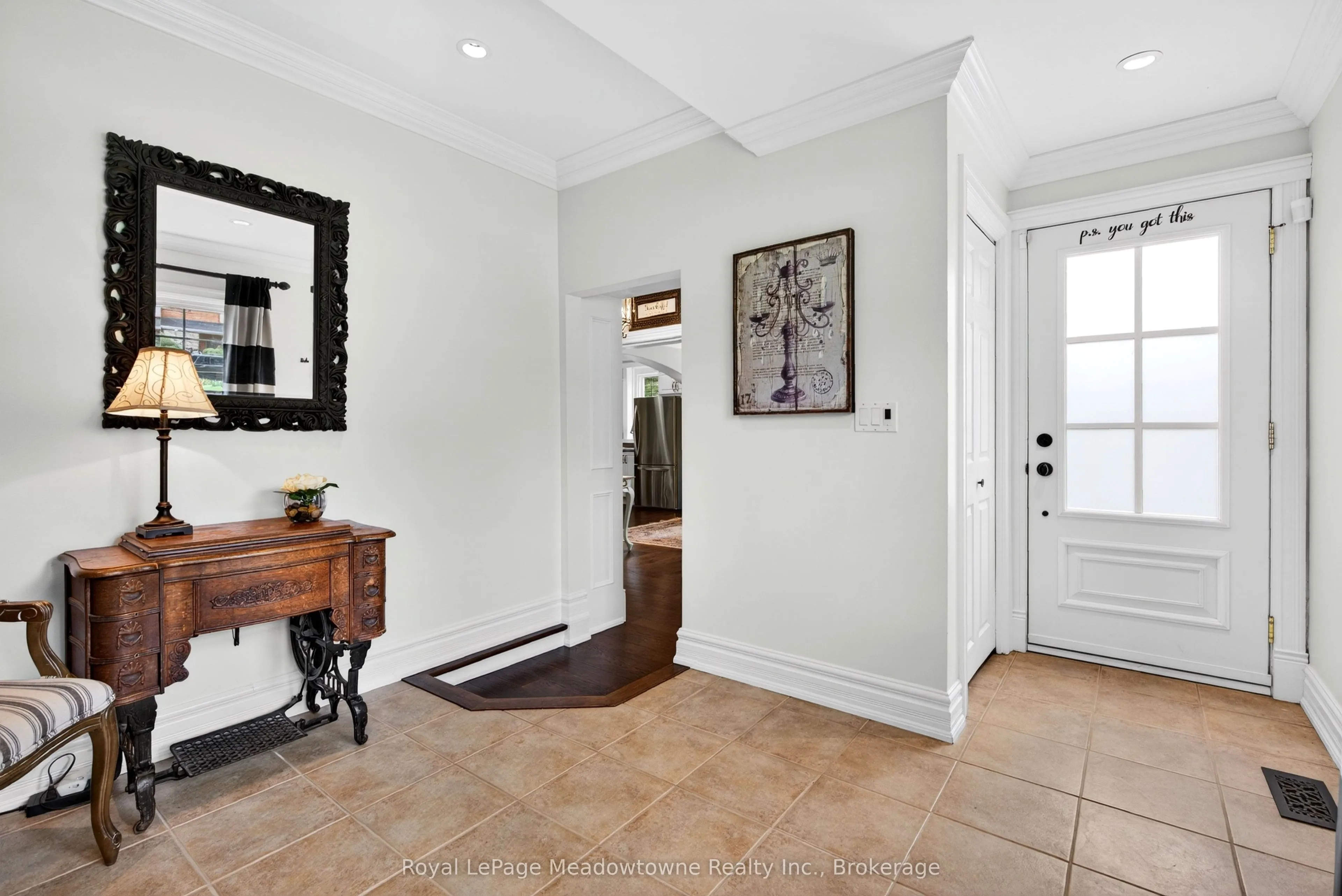53 CAMPBELL Avenue E