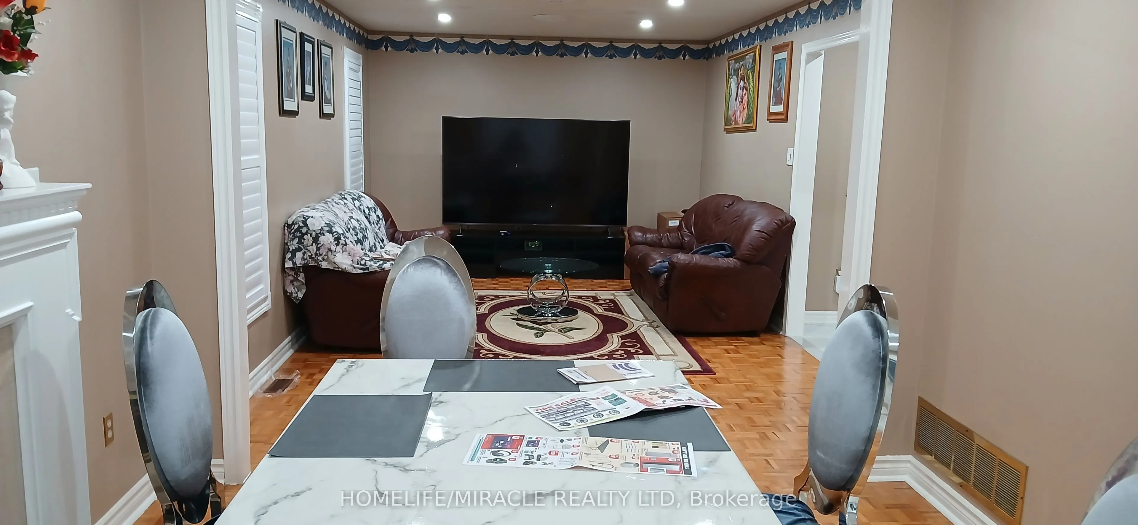 97 Wildberry Crescent