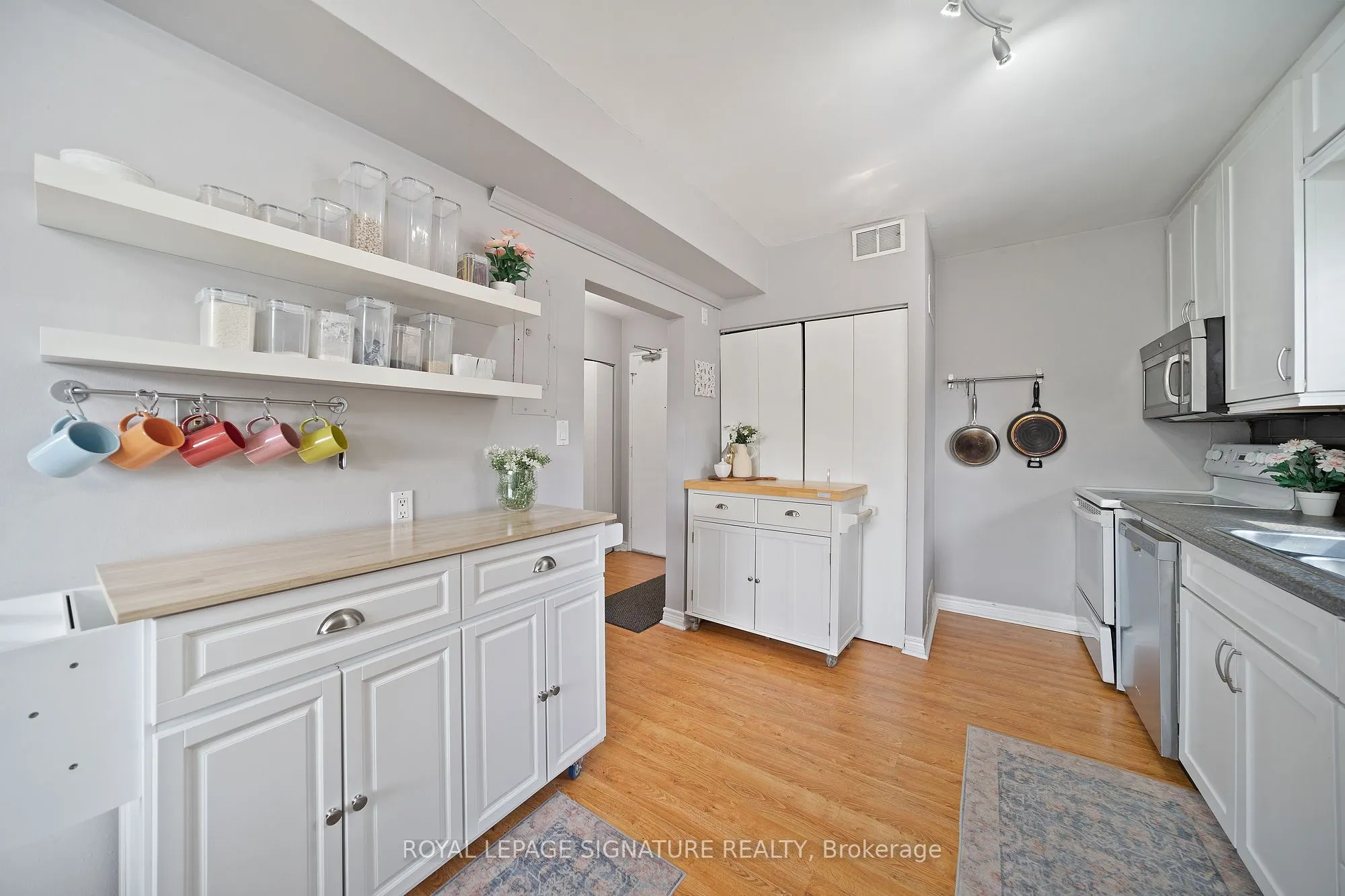 2027 Bluefields Drive #2