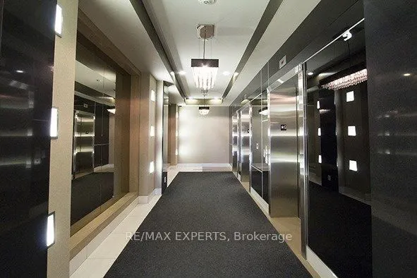1 De Boers Drive #616