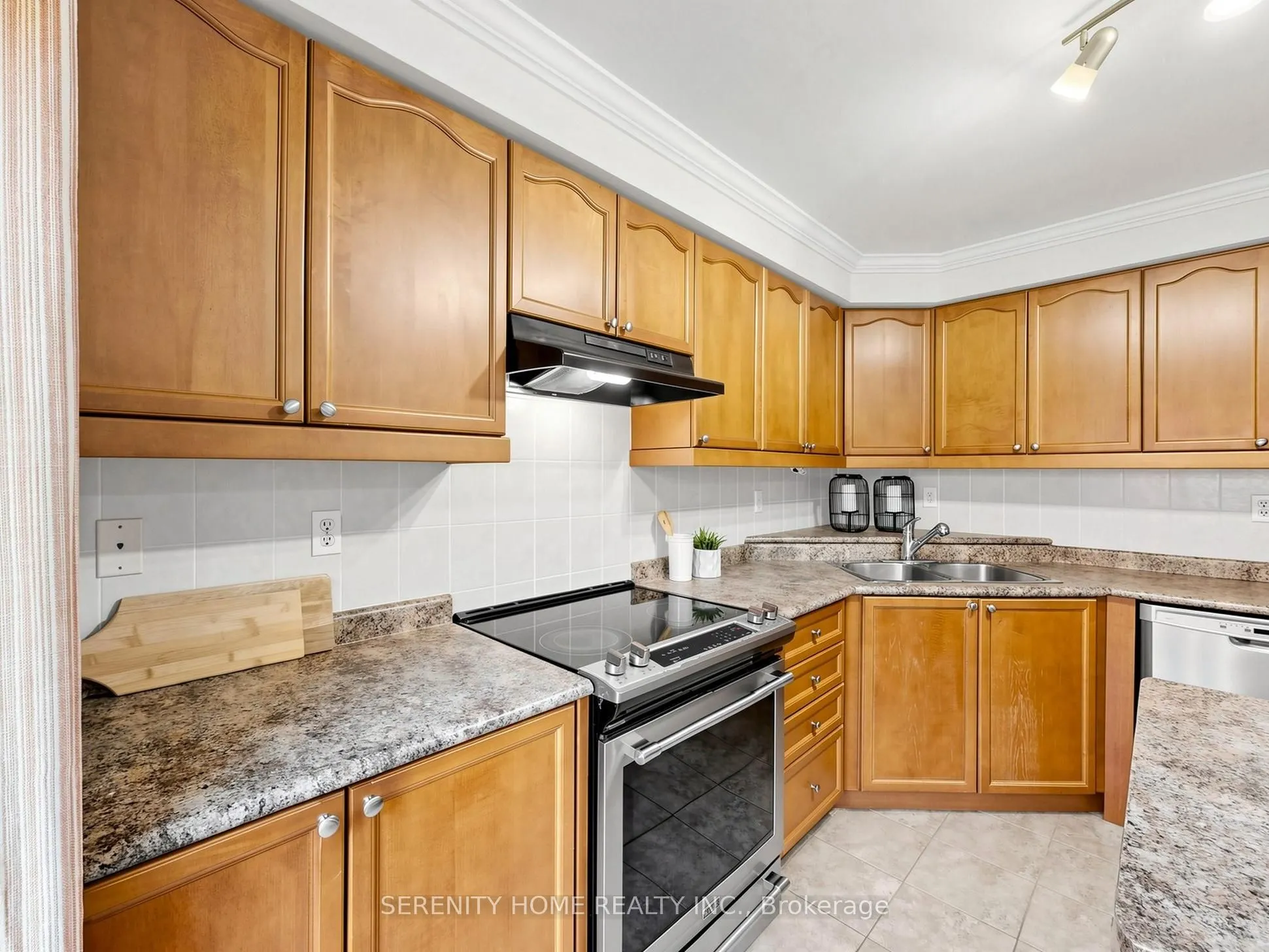 637 Kerr Trail