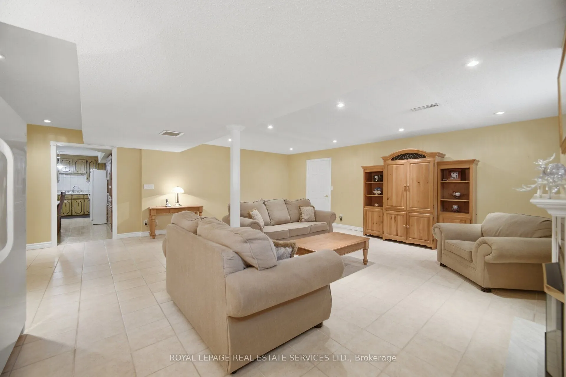 4107 Wilcox Road