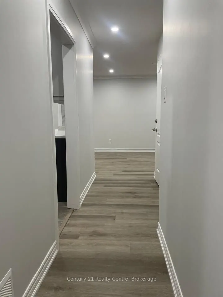 19 Athlone Avenue #Upper Lvl
