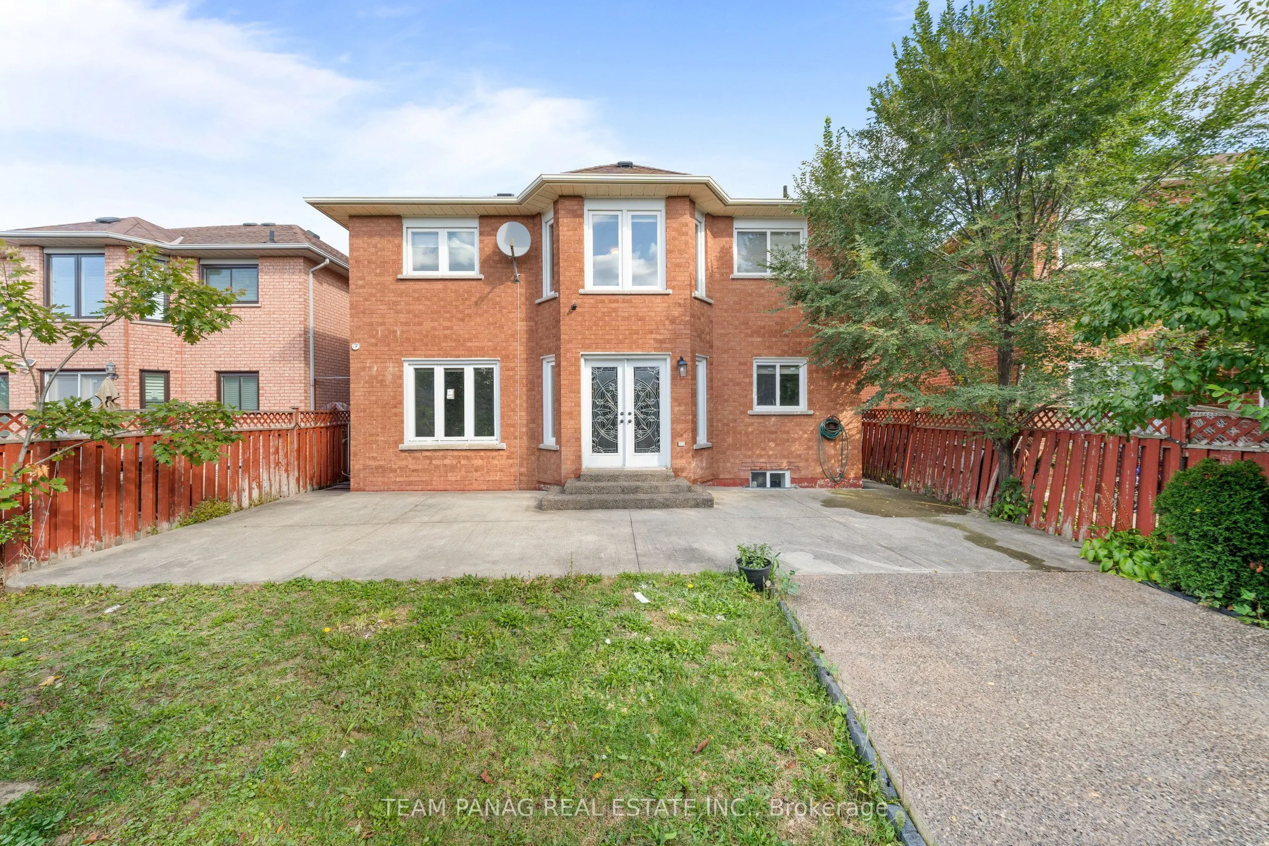 202 Fernforest Drive