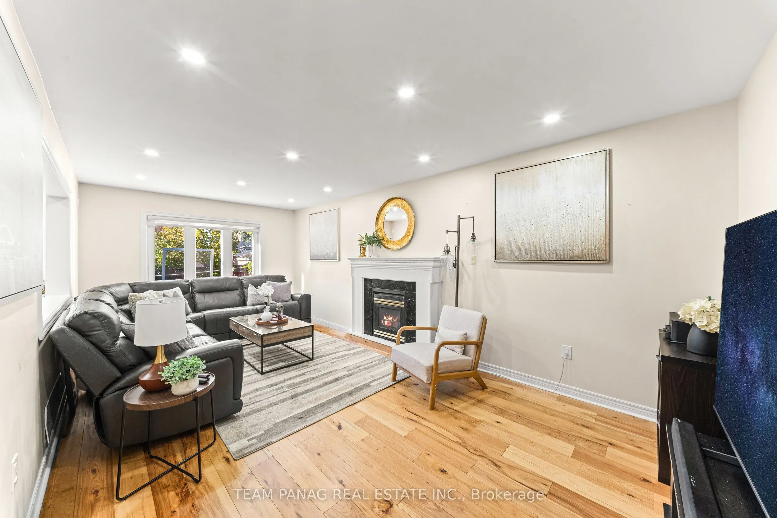 202 Fernforest Drive