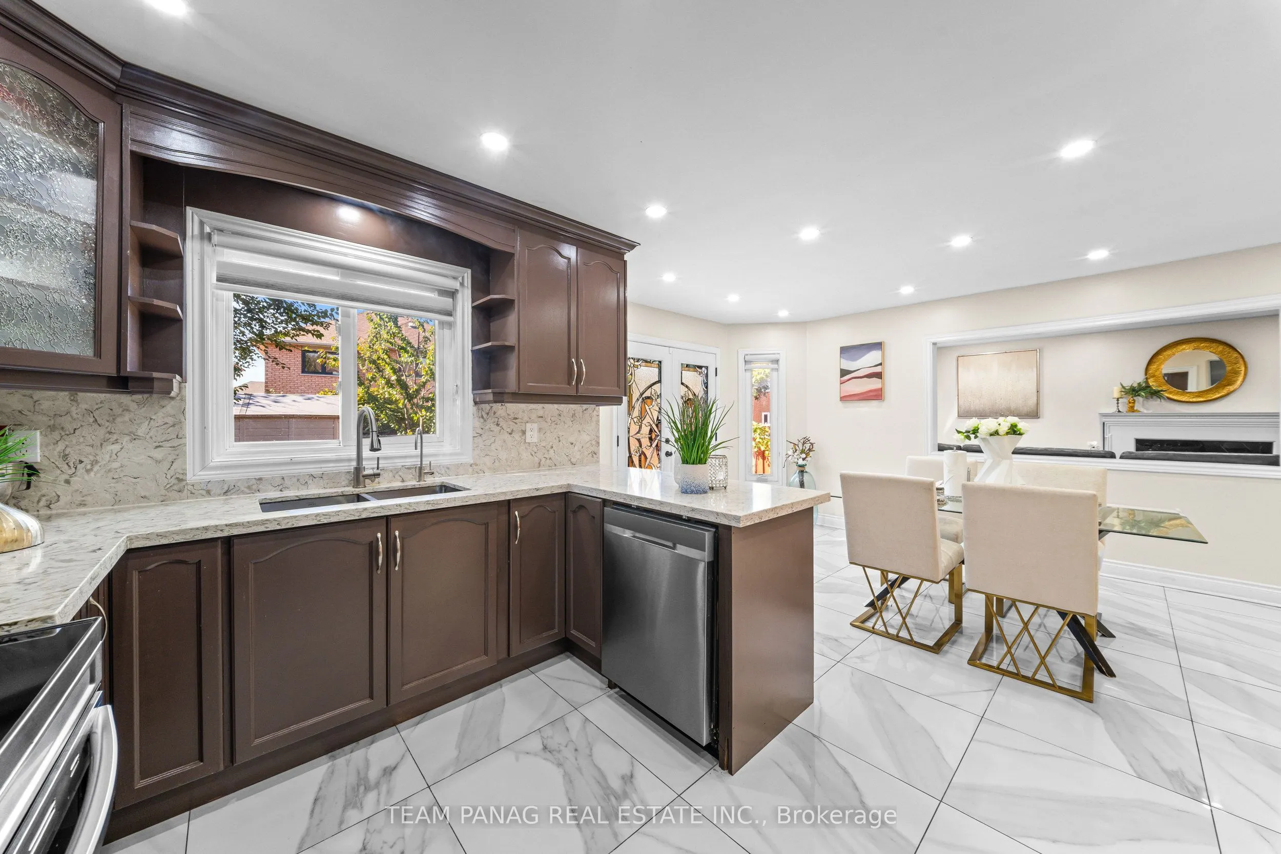 202 Fernforest Drive