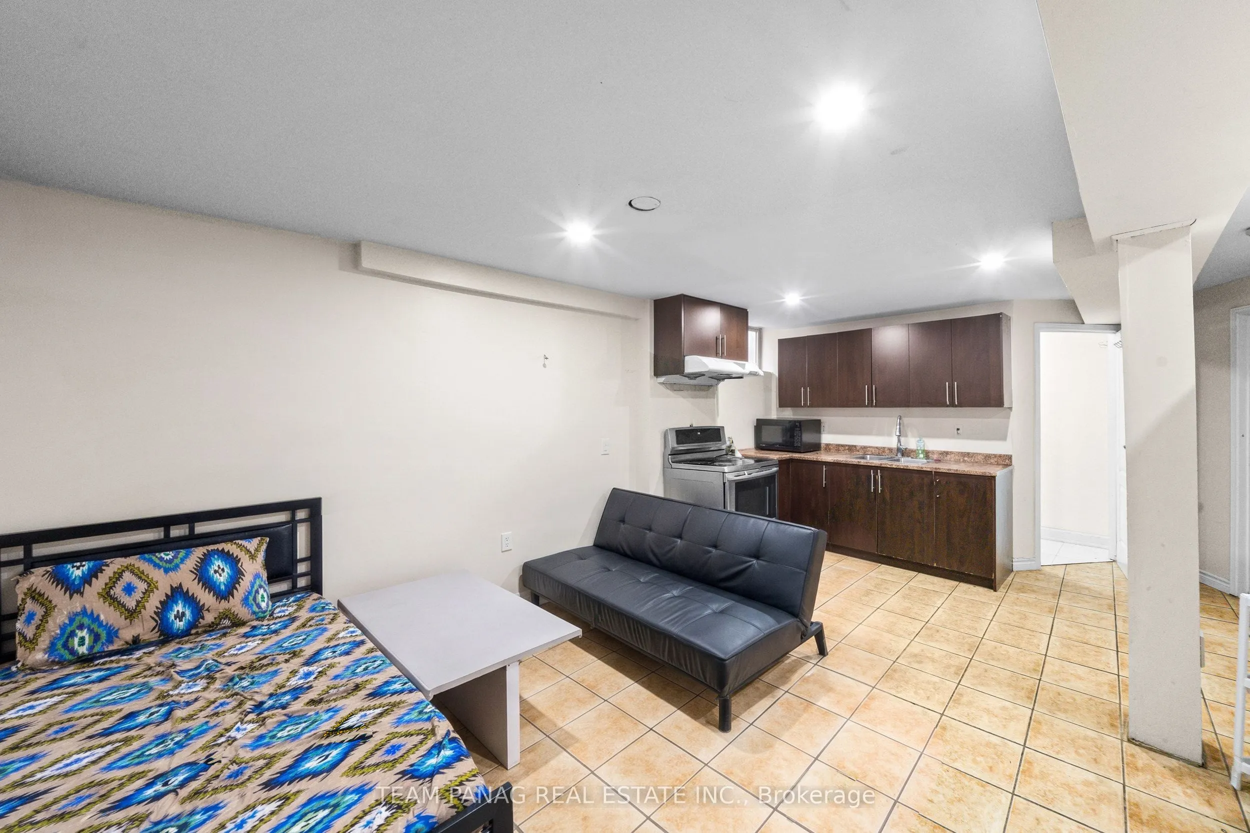 202 Fernforest Drive