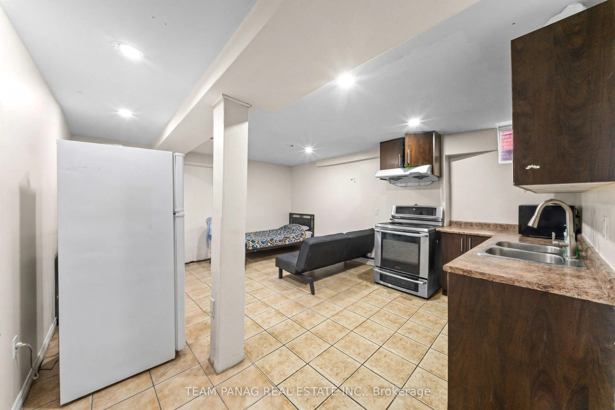 202 Fernforest Drive