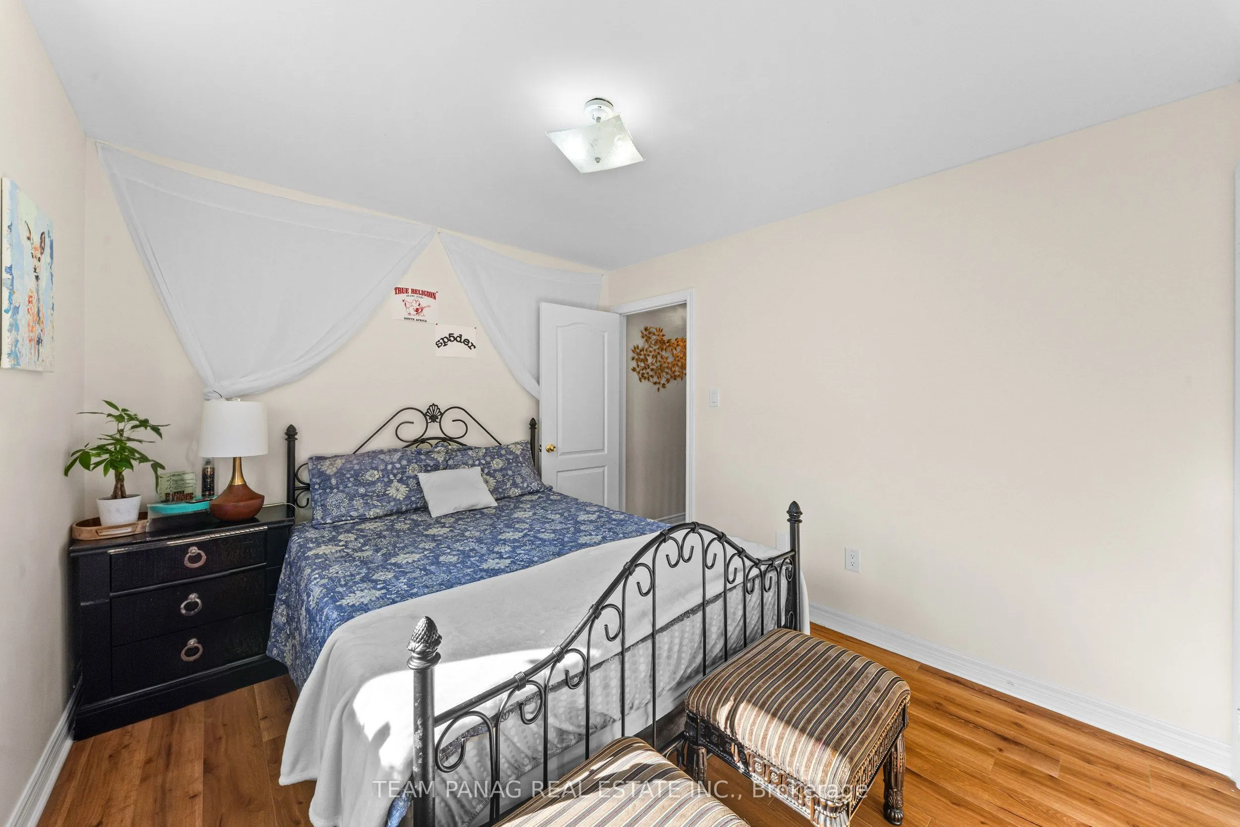 202 Fernforest Drive