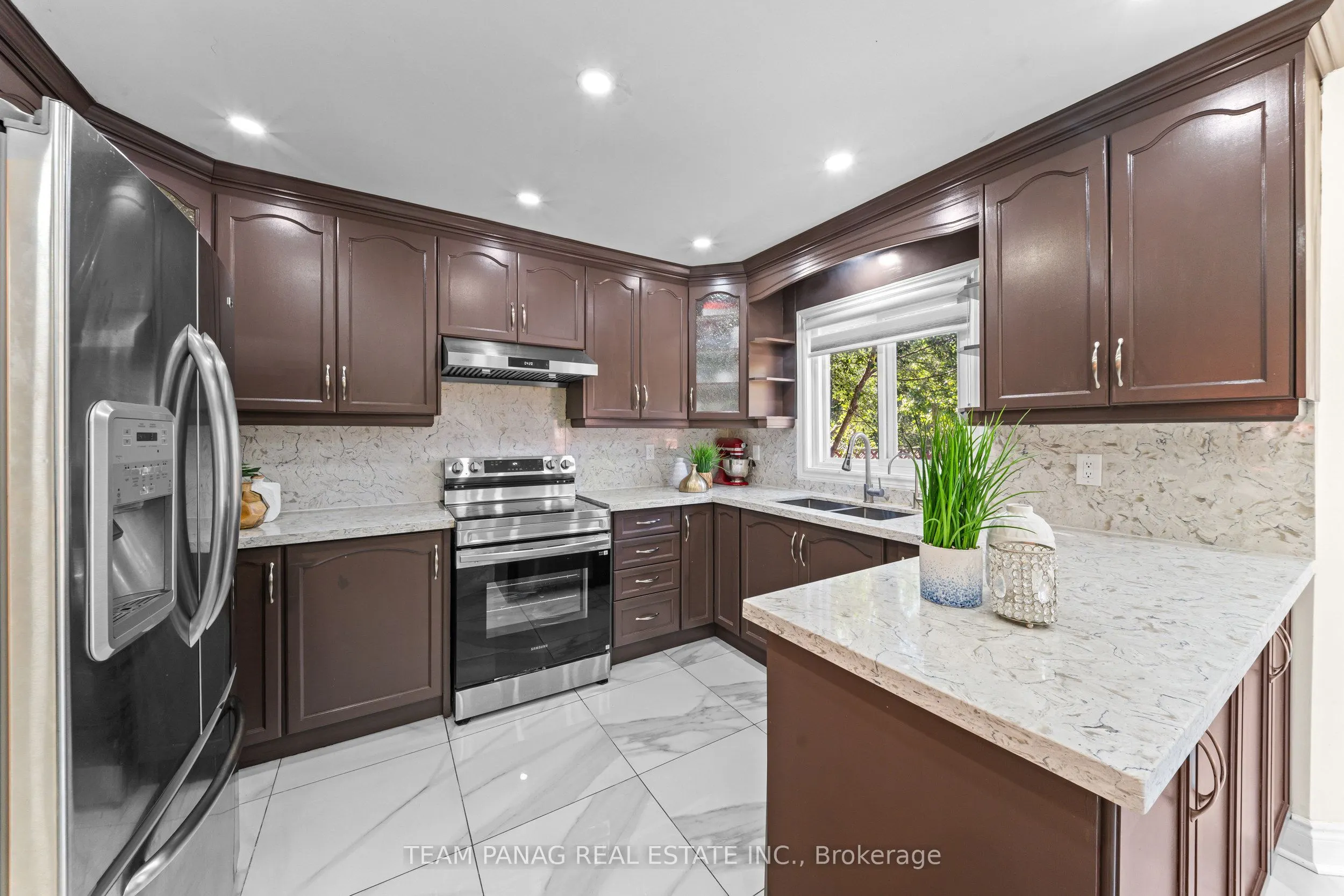 202 Fernforest Drive