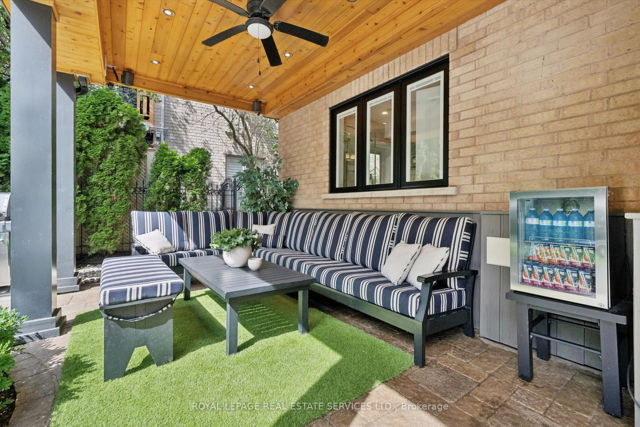 1036 Valley Crest Circle