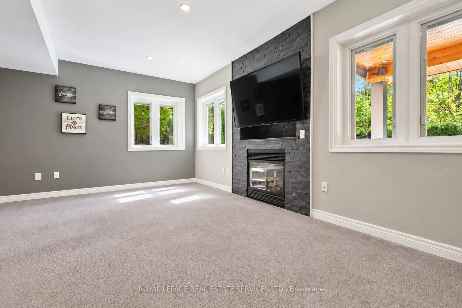 1036 Valley Crest Circle