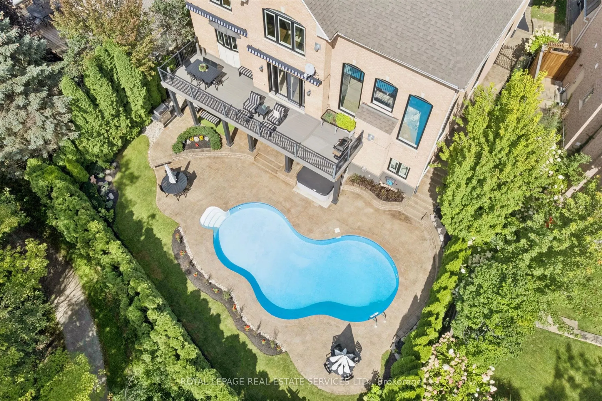 1036 Valley Crest Circle
