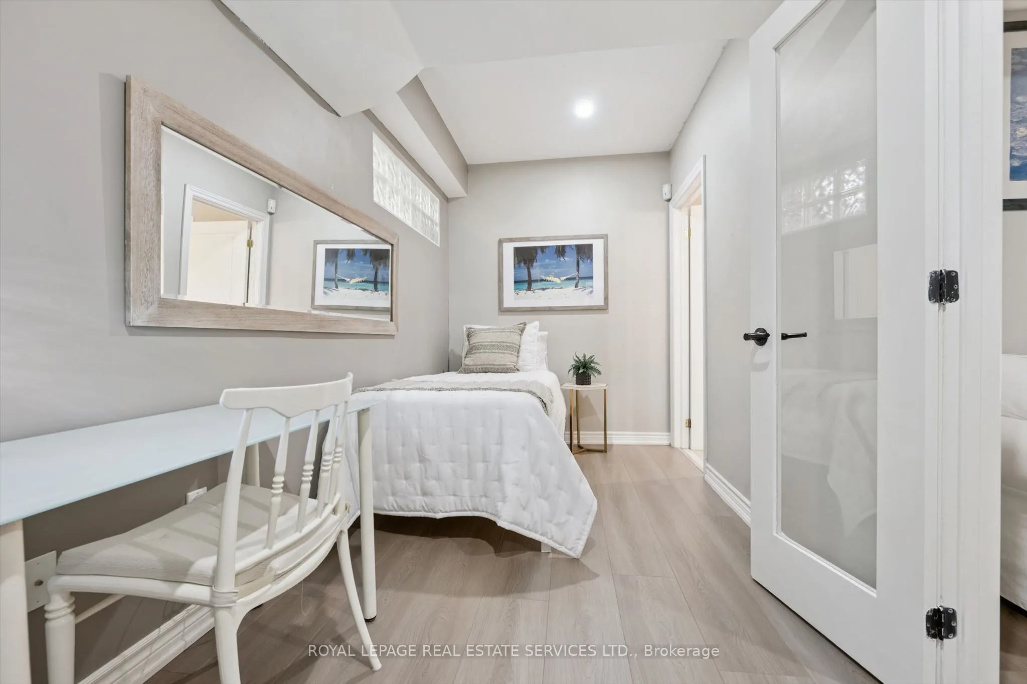 1036 Valley Crest Circle