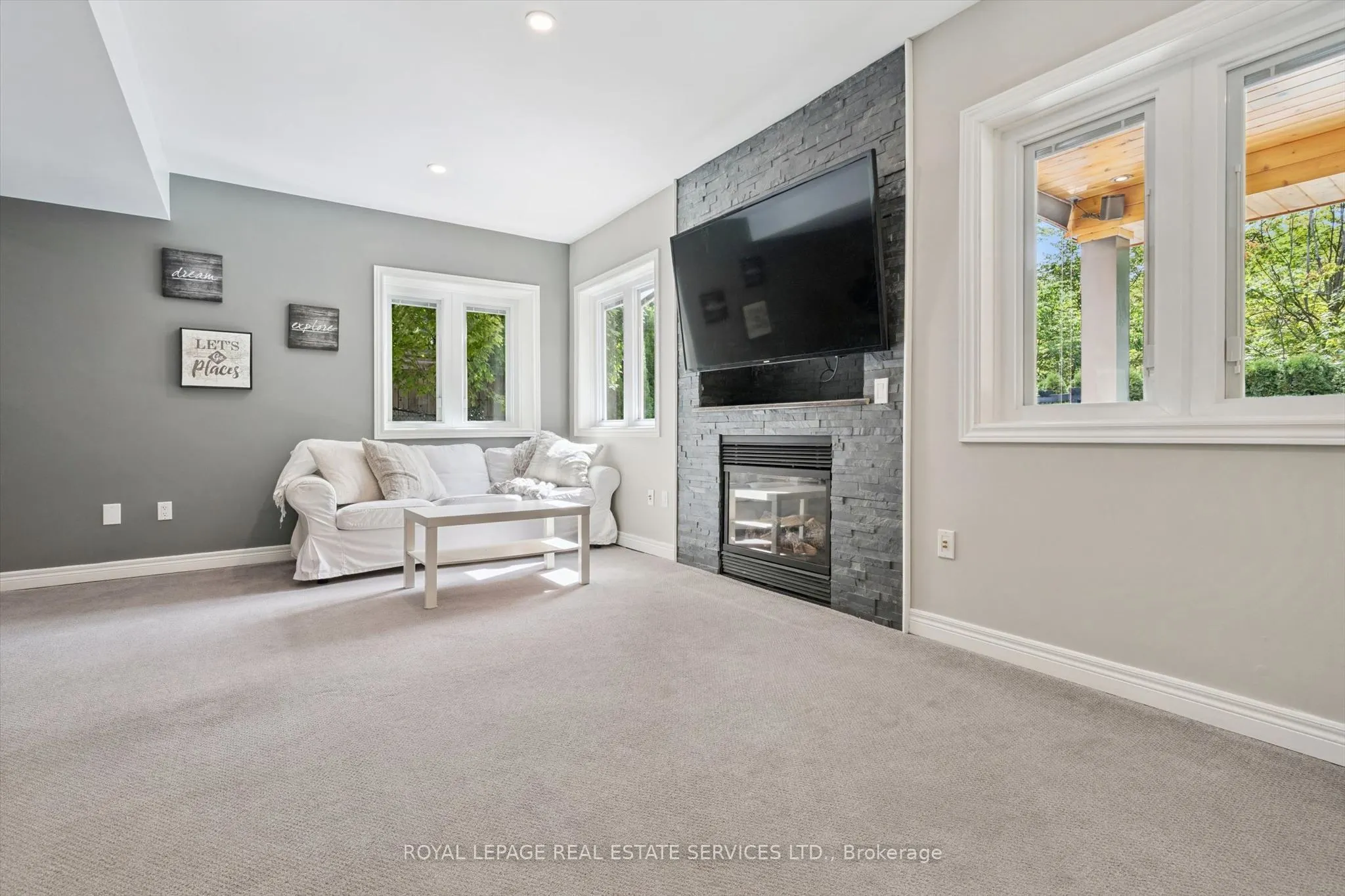 1036 Valley Crest Circle