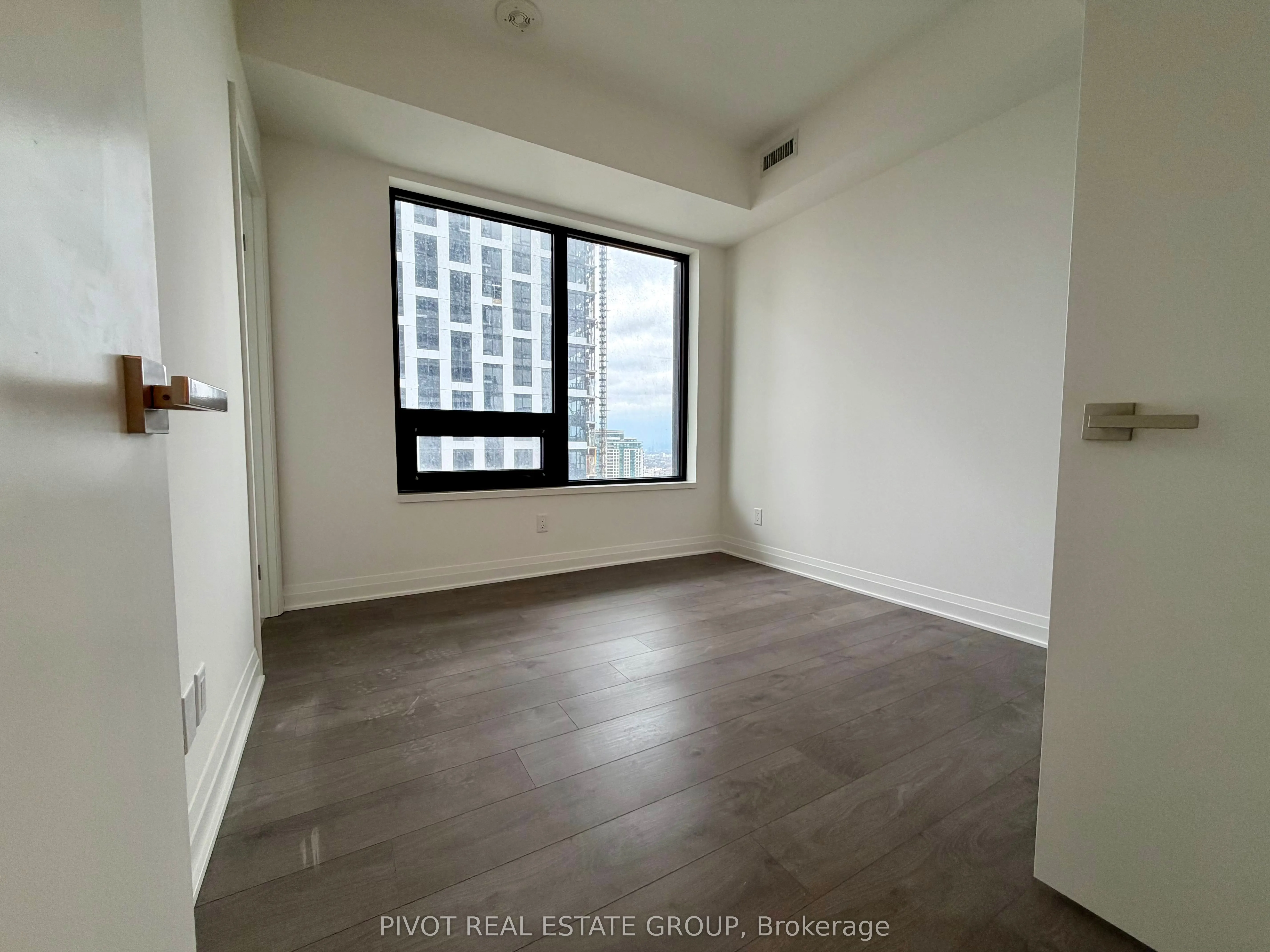 4015 The Exchange Street #2910