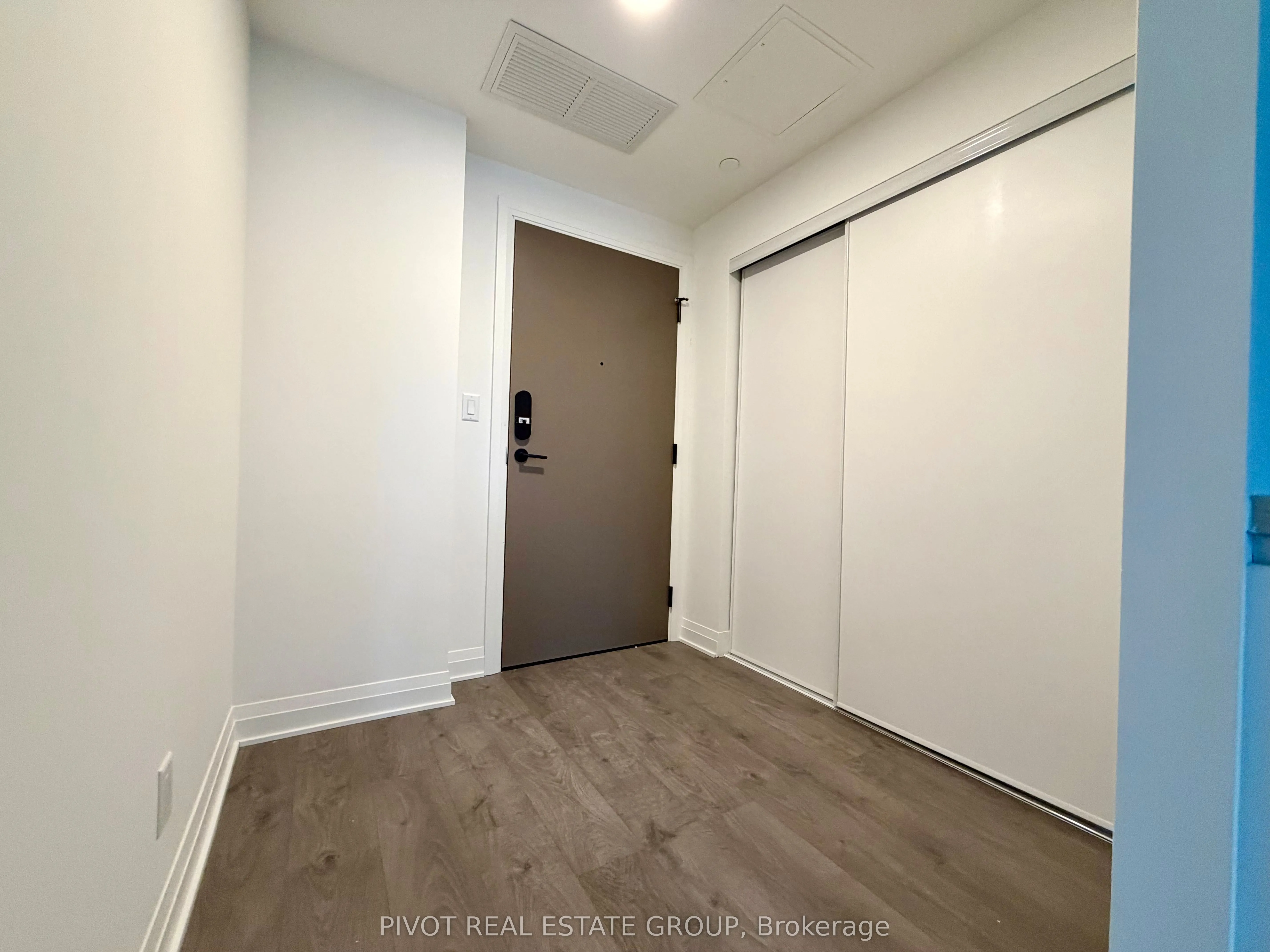 4015 The Exchange Street #2910