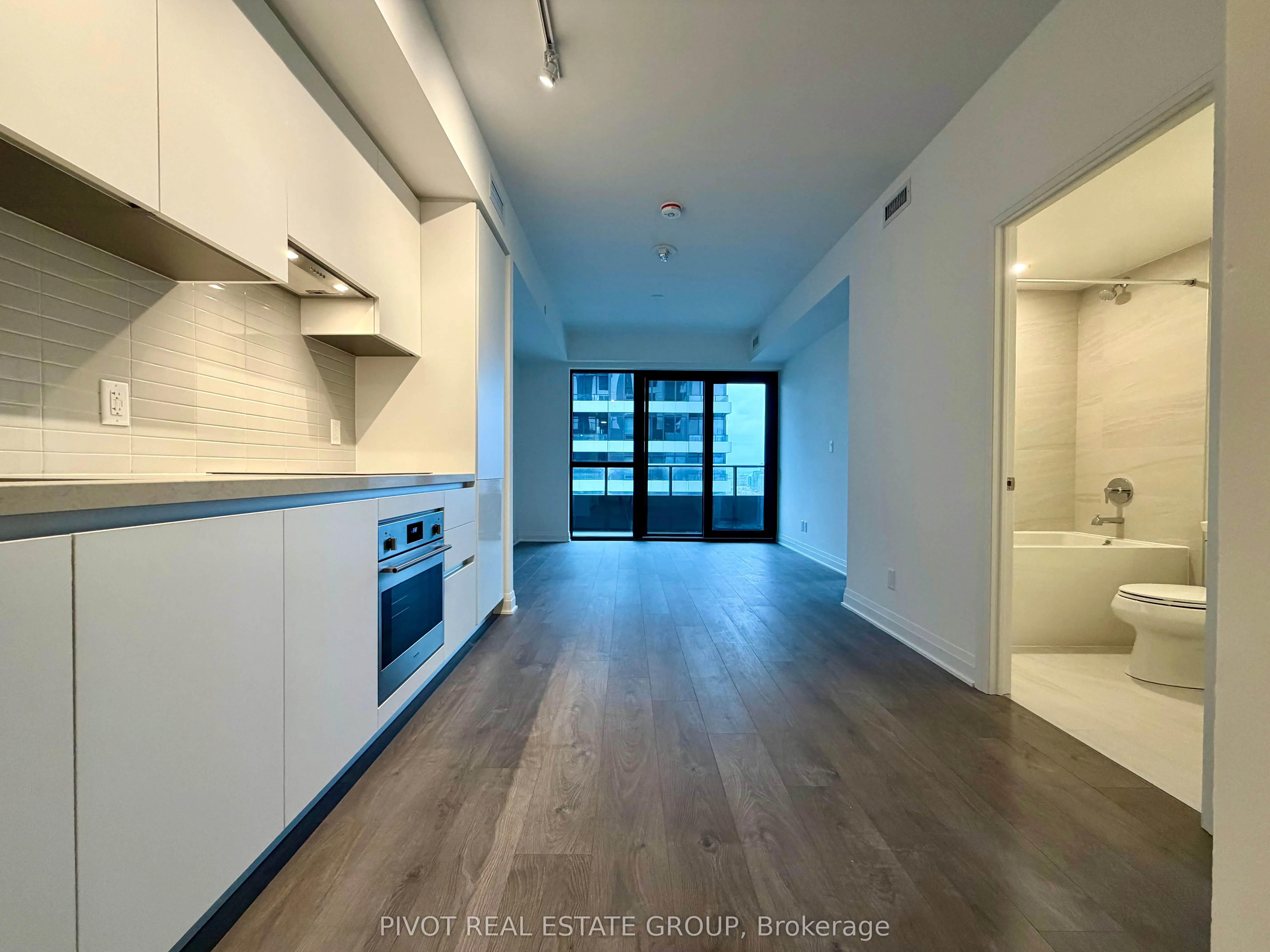 4015 The Exchange Street #2910