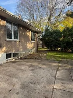 416 Lees Lane