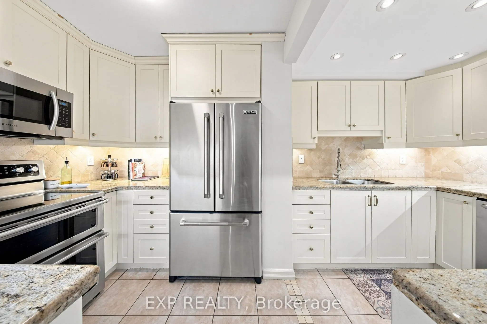 1515 Lakeshore Road E #2101