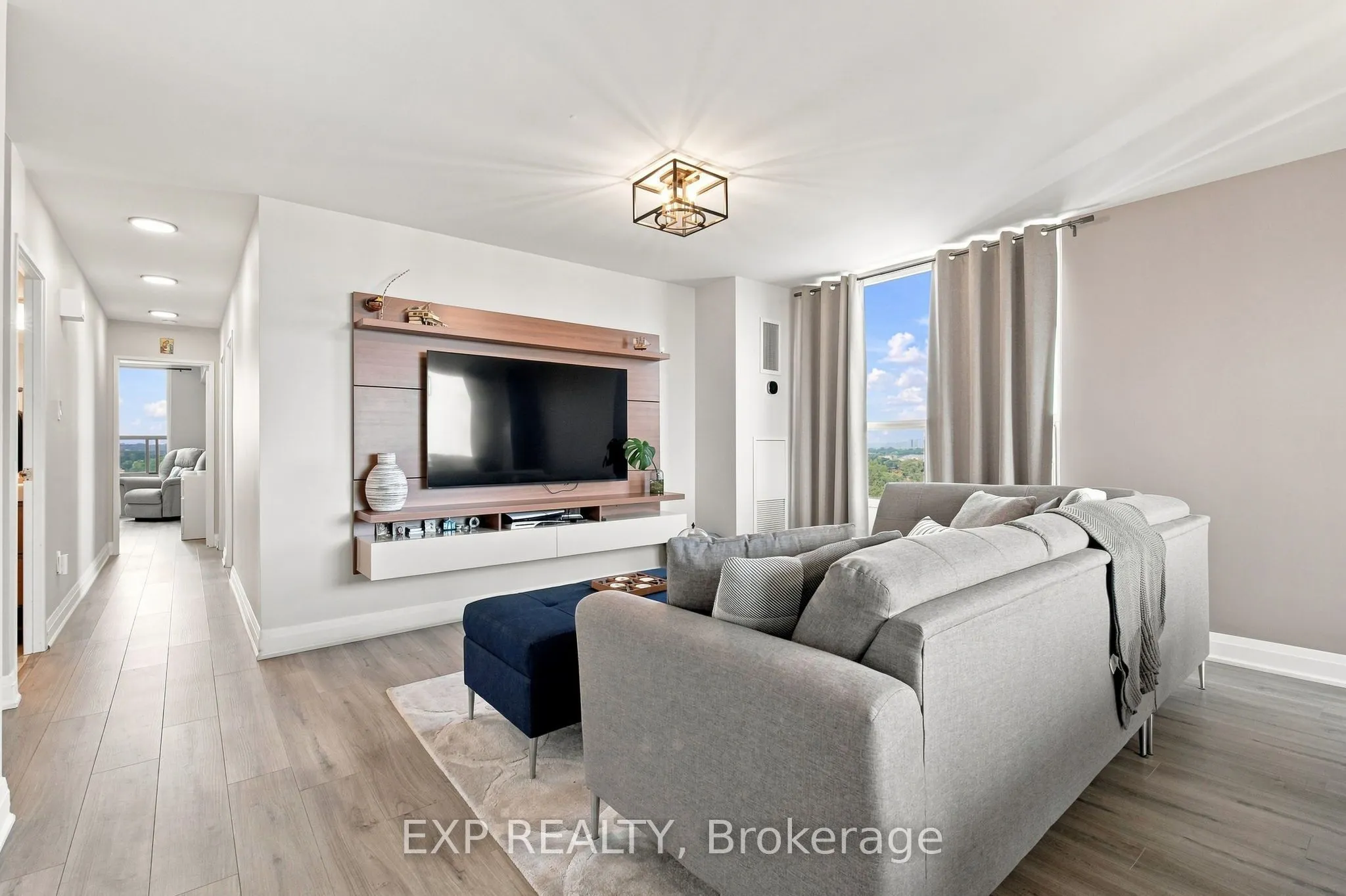 1515 Lakeshore Road E #2101