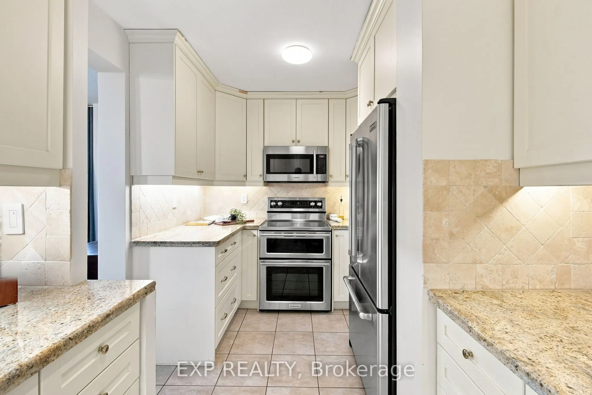 1515 Lakeshore Road E #2101